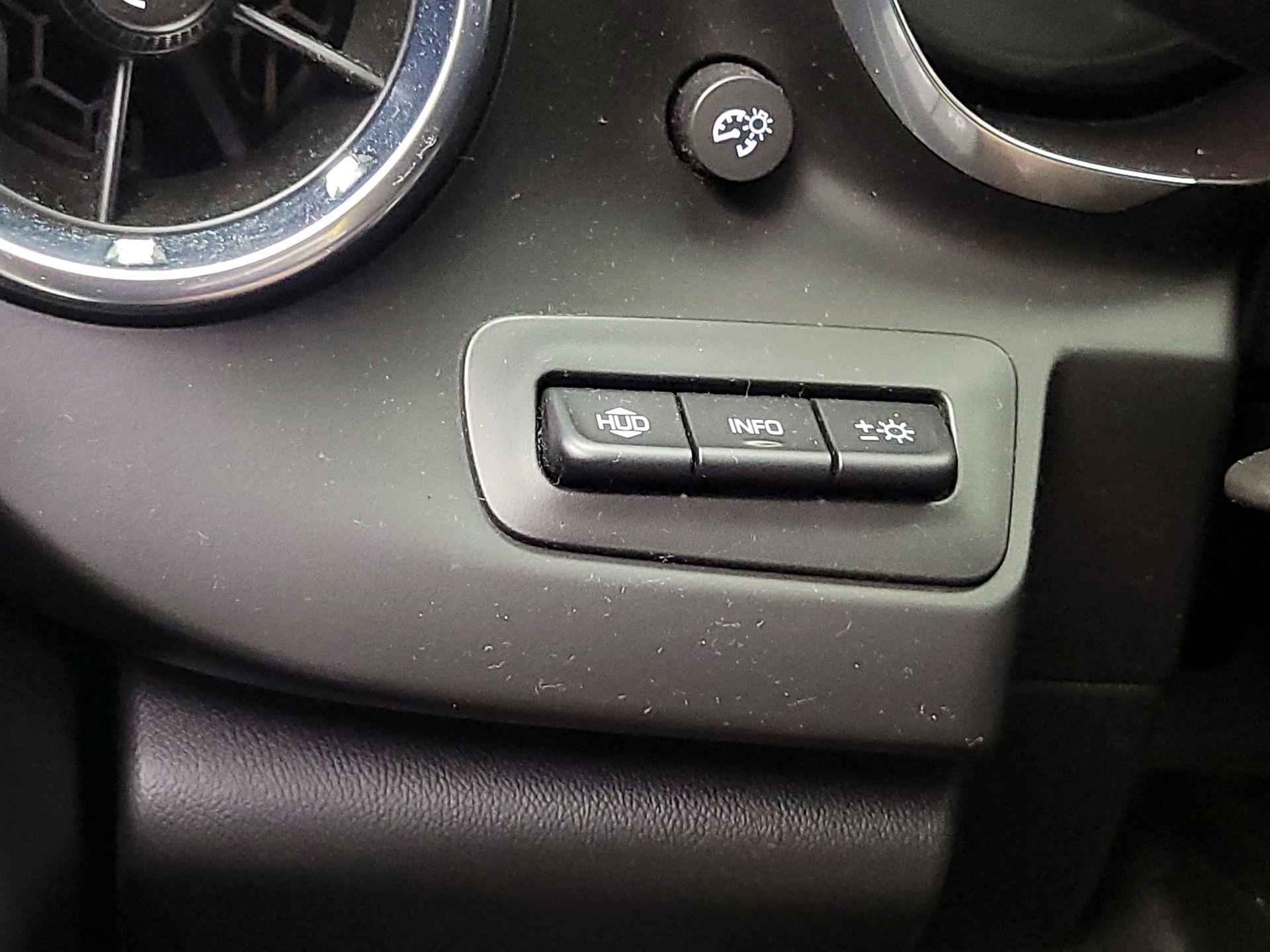 Thumbnail: 2021 Chevrolet Camaro - 13