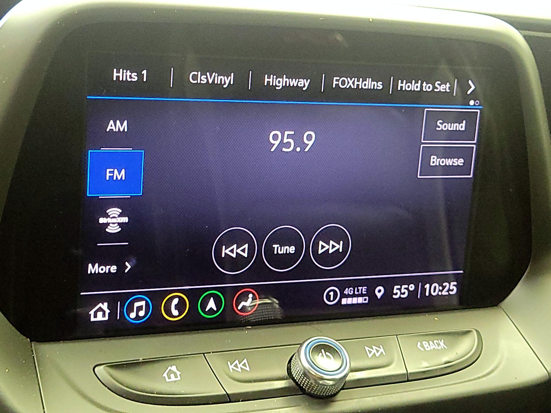 Thumbnail: 2021 Chevrolet Camaro - 15