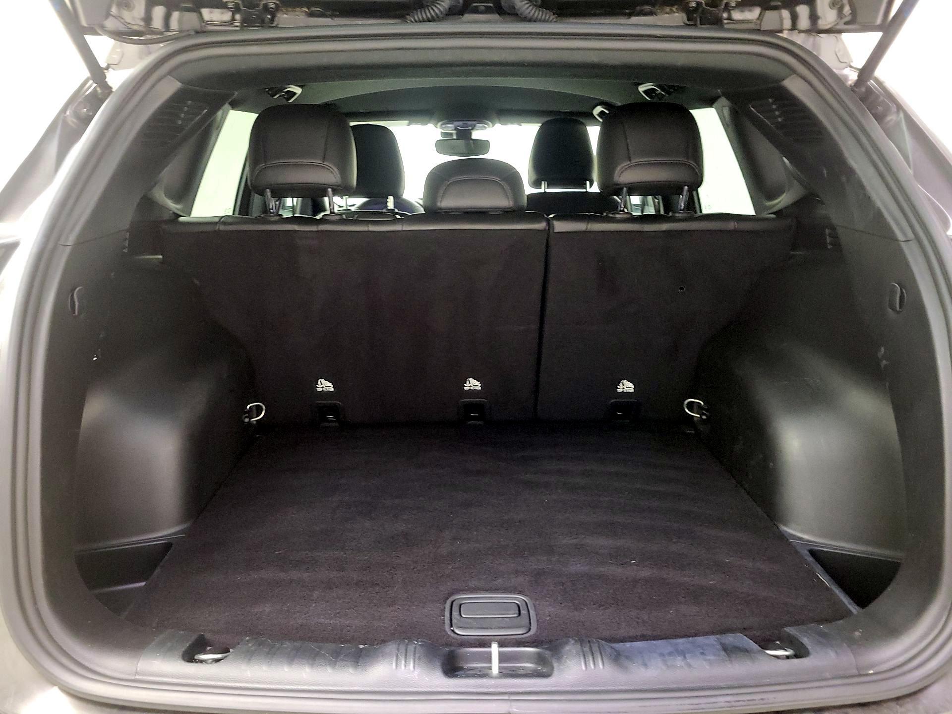 Thumbnail: 2023 Jeep Compass - 20