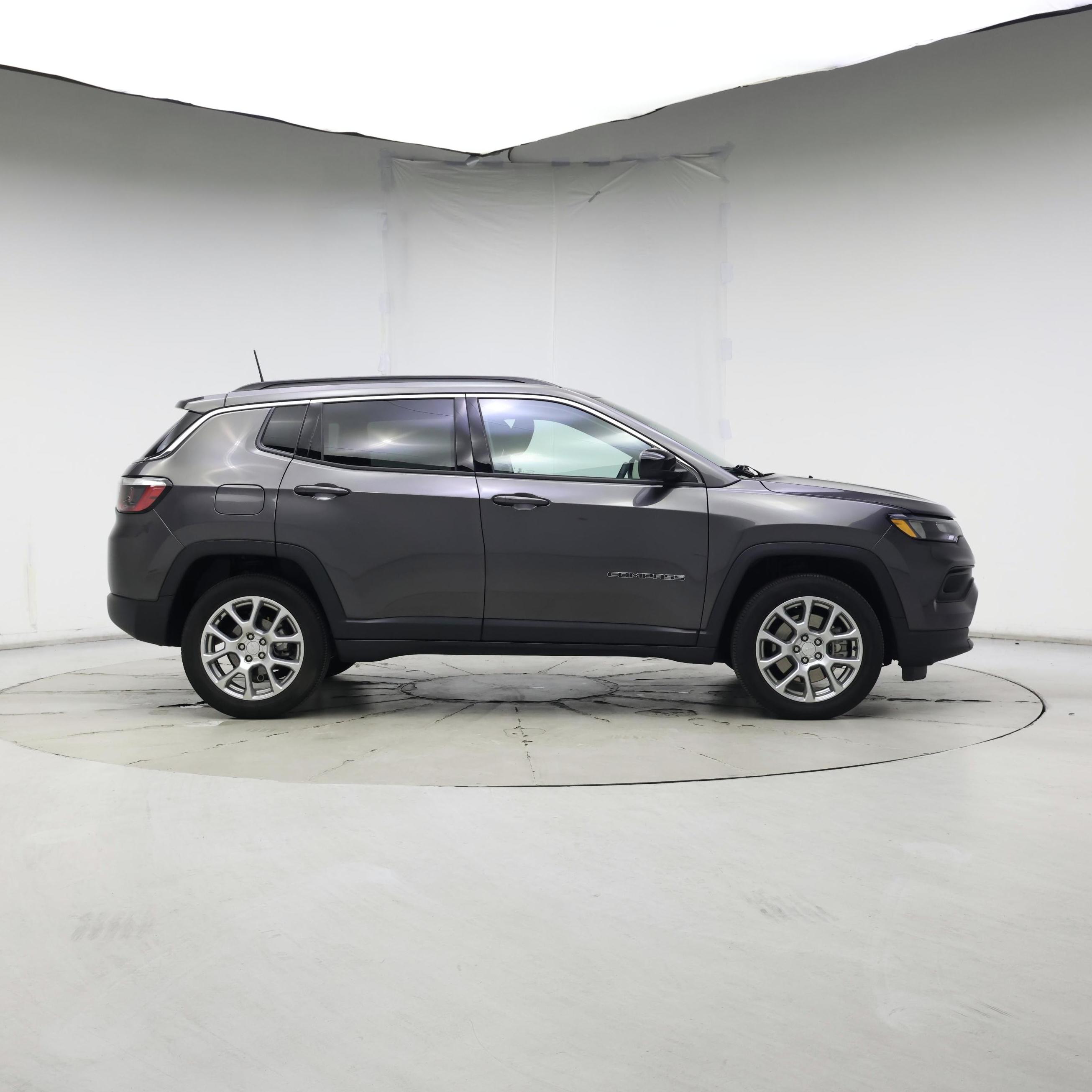 Thumbnail: 2023 Jeep Compass - 7