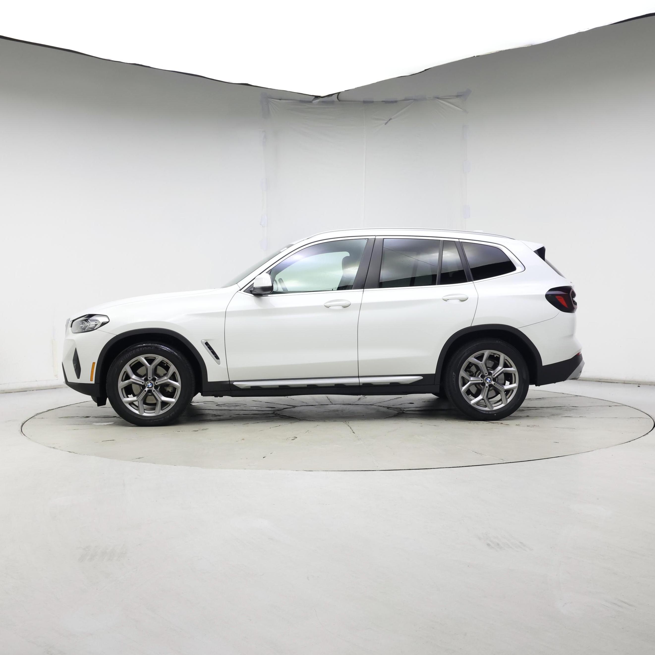 Thumbnail: 2023 BMW X3 - 3