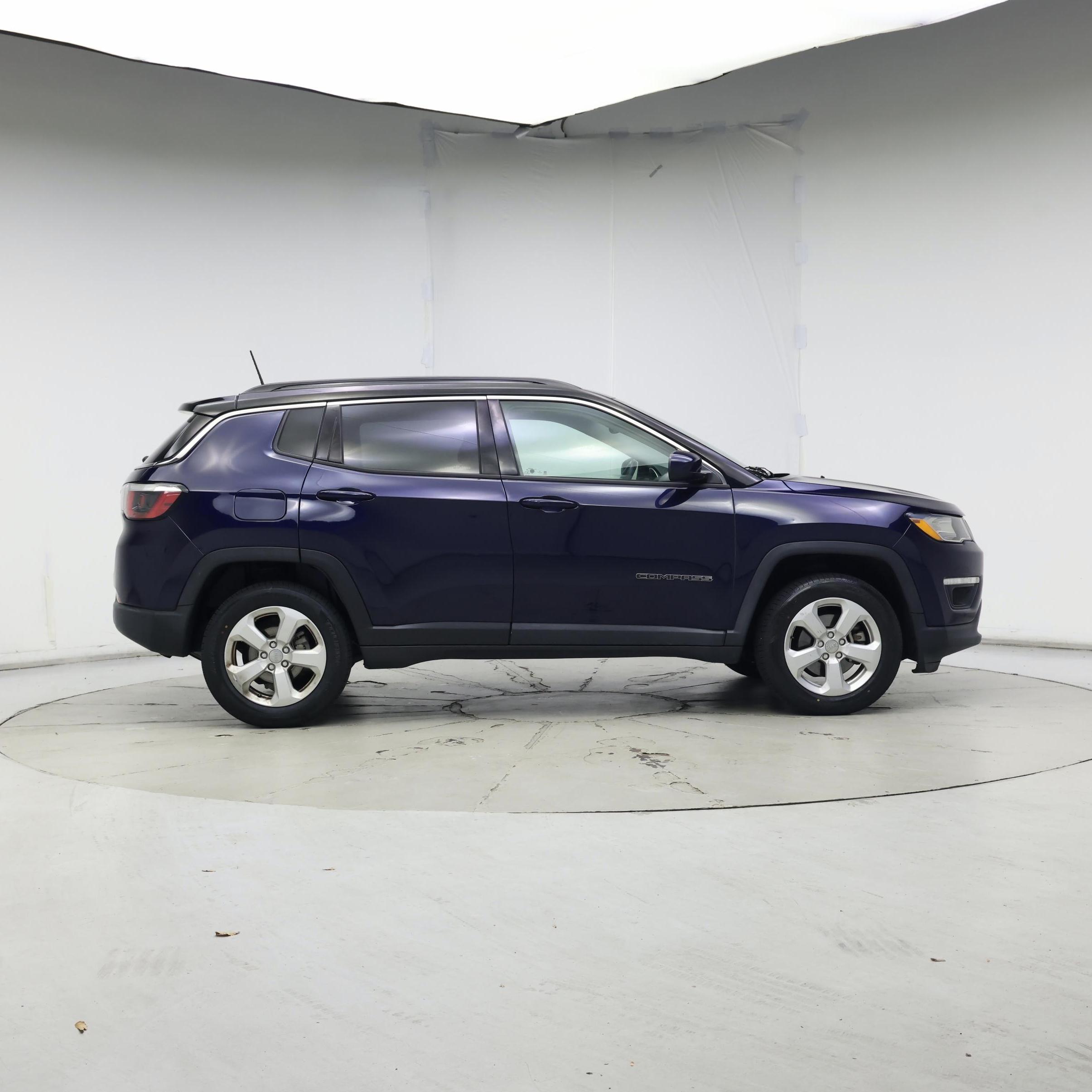 Thumbnail: 2018 Jeep Compass - 7