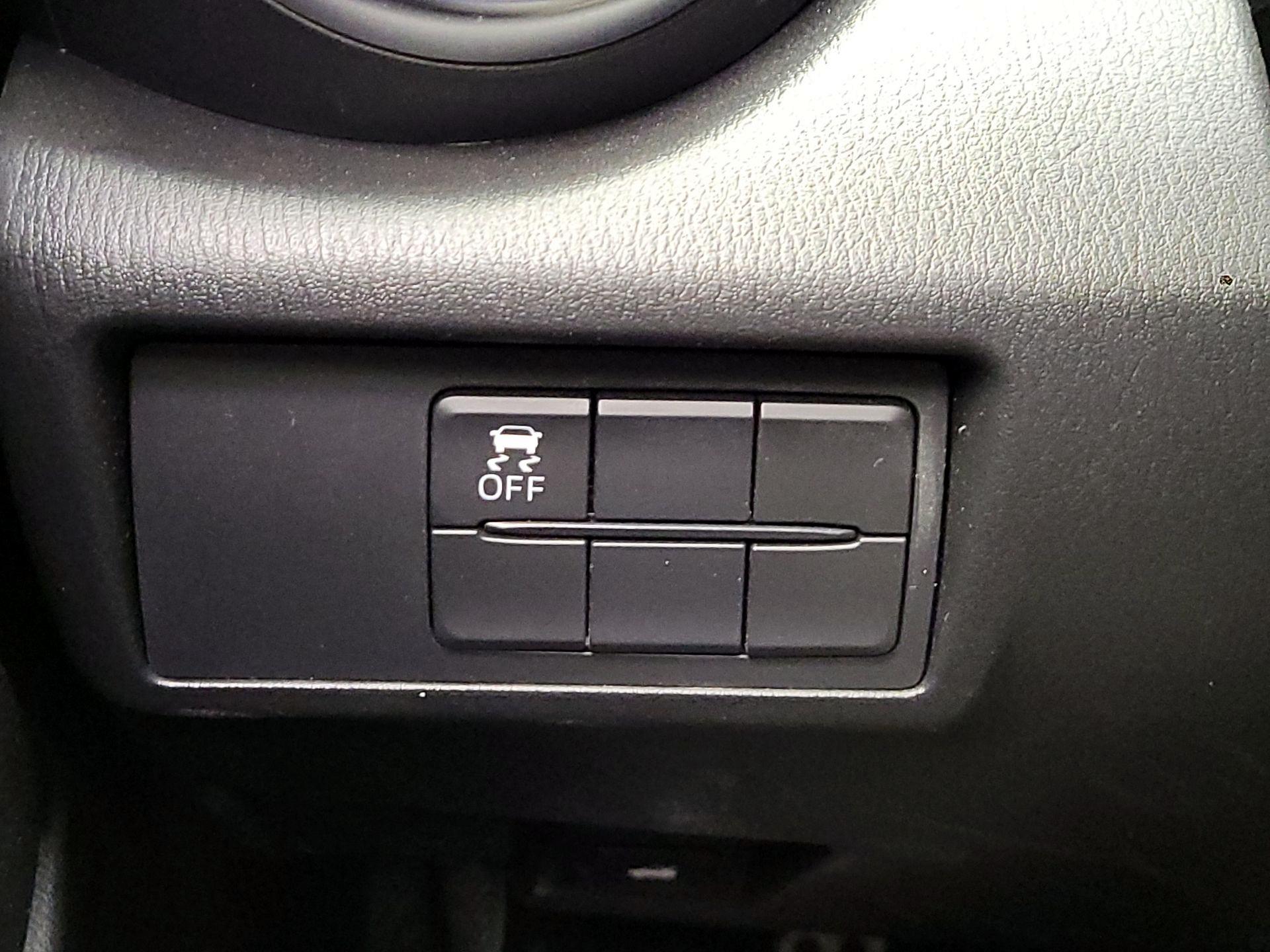 Thumbnail: 2018 Fiat 124 Spider - 13