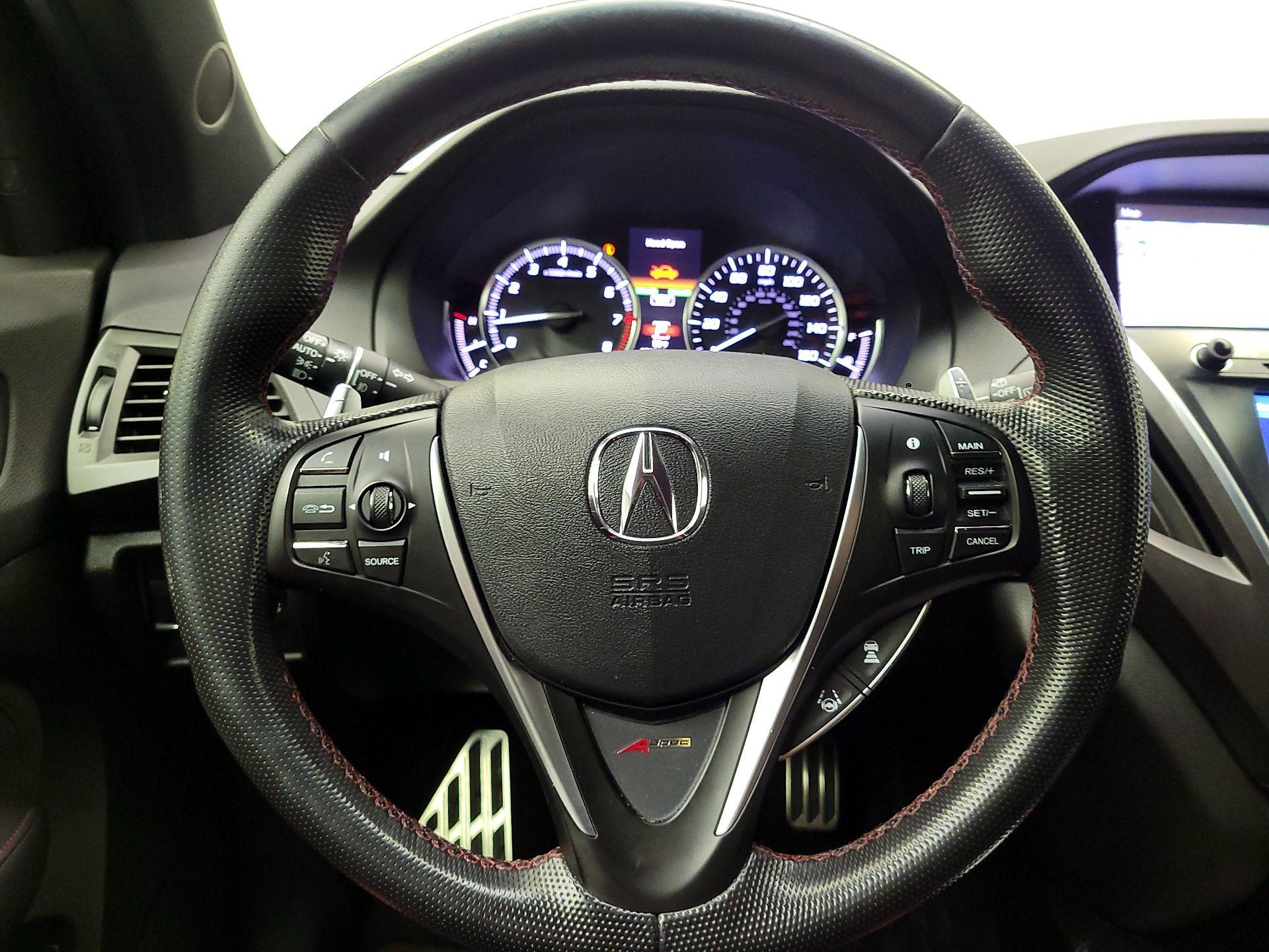 Thumbnail: 2020 Acura MDX - 10