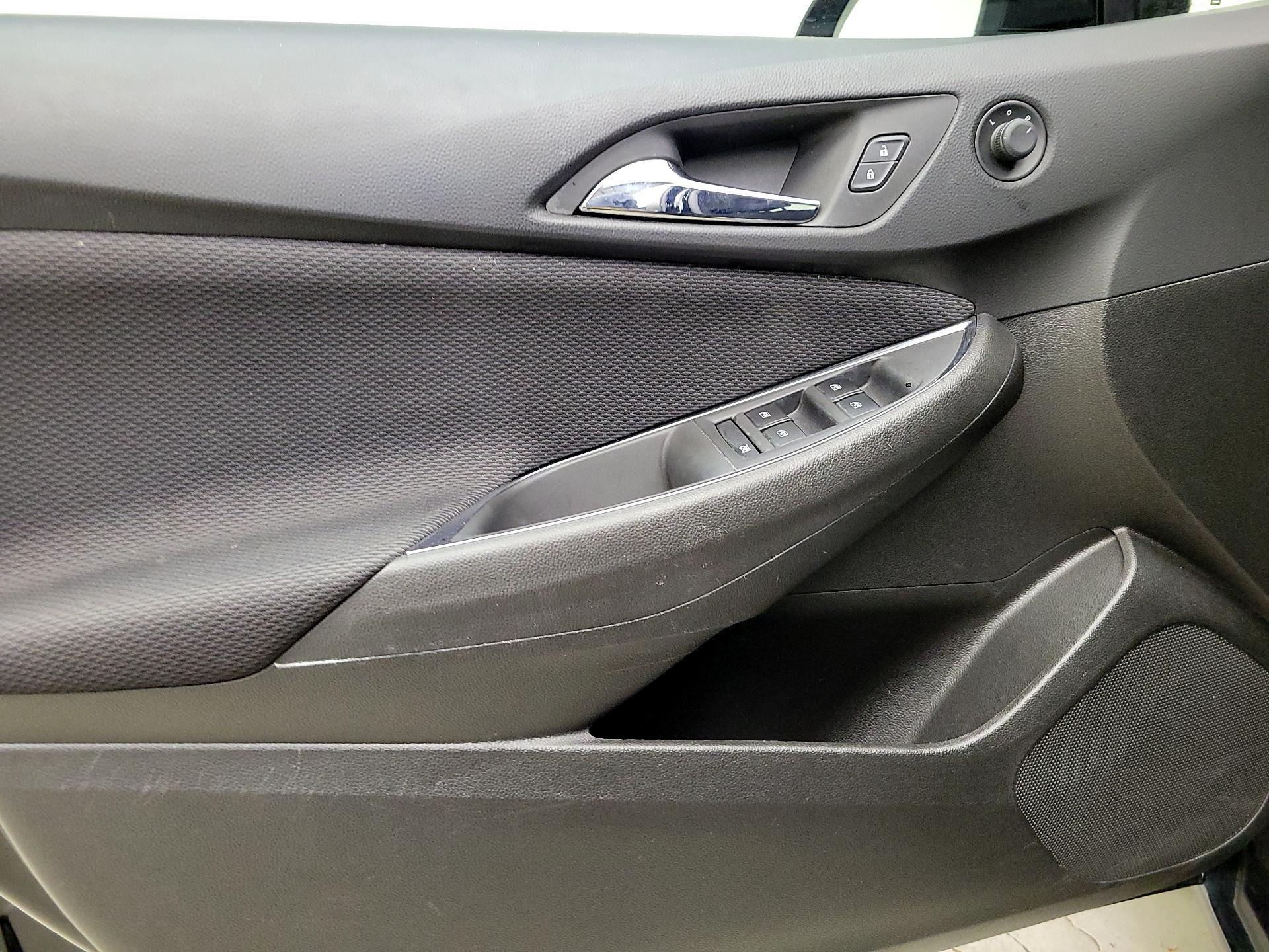 Thumbnail: 2017 Ford Fusion - 12