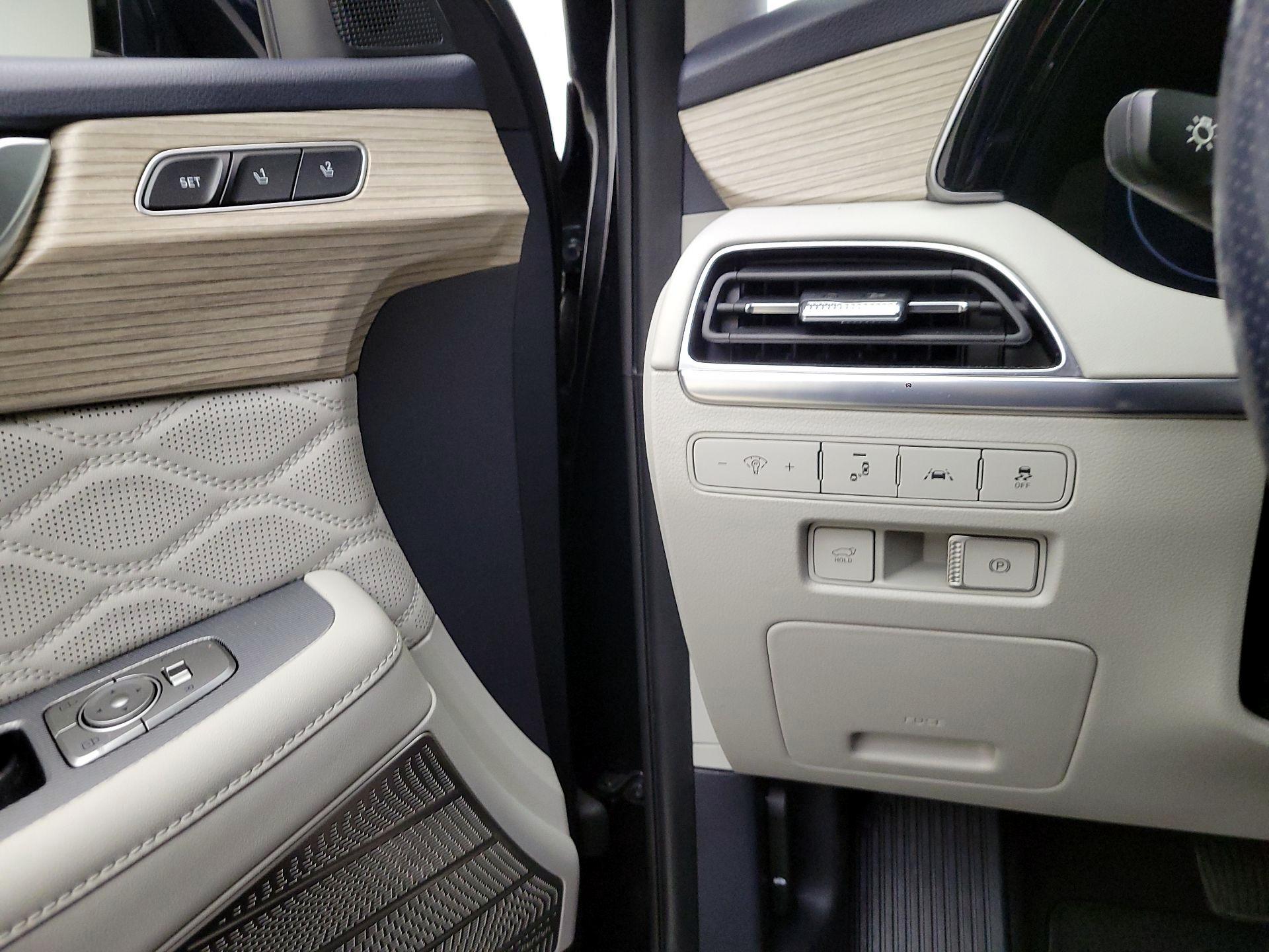 Thumbnail: 2022 Hyundai Palisade - 13