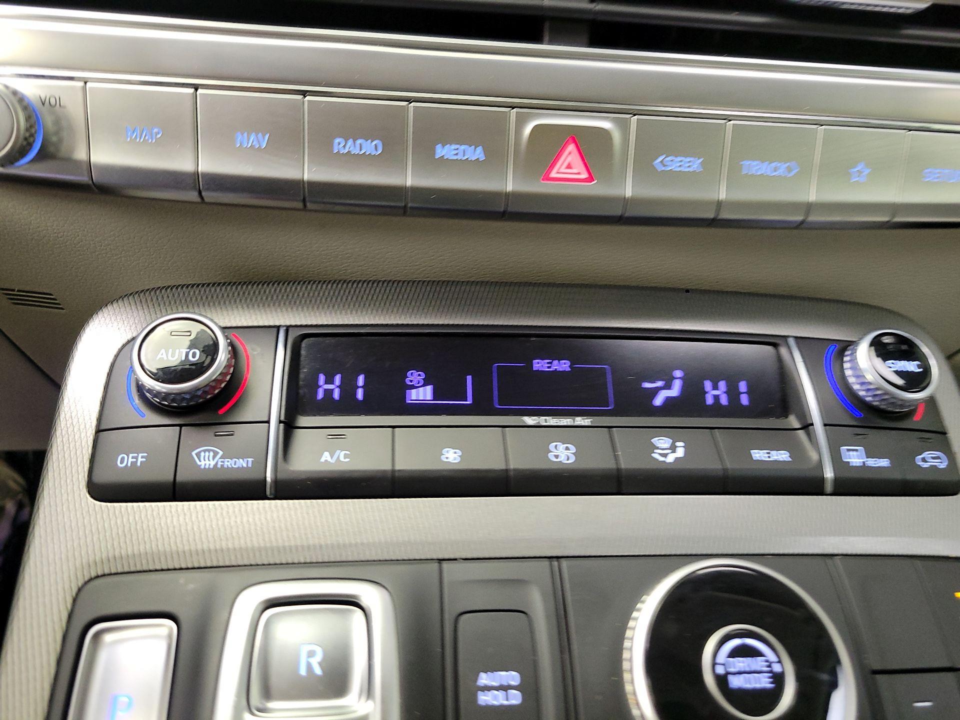 Thumbnail: 2022 Hyundai Palisade - 16