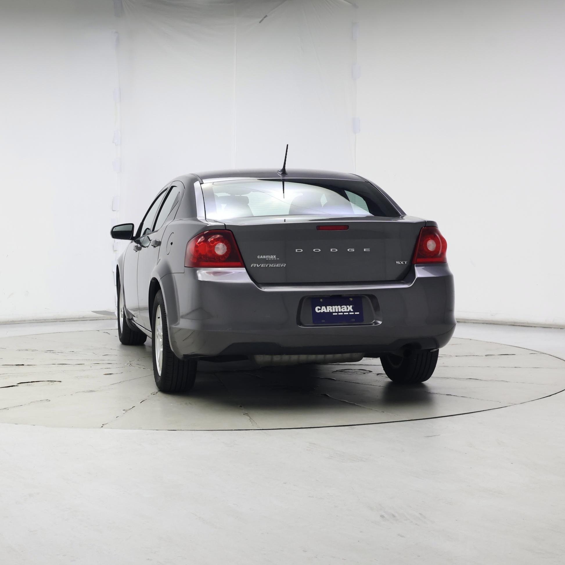 Thumbnail: 2014 Dodge Avenger - 6