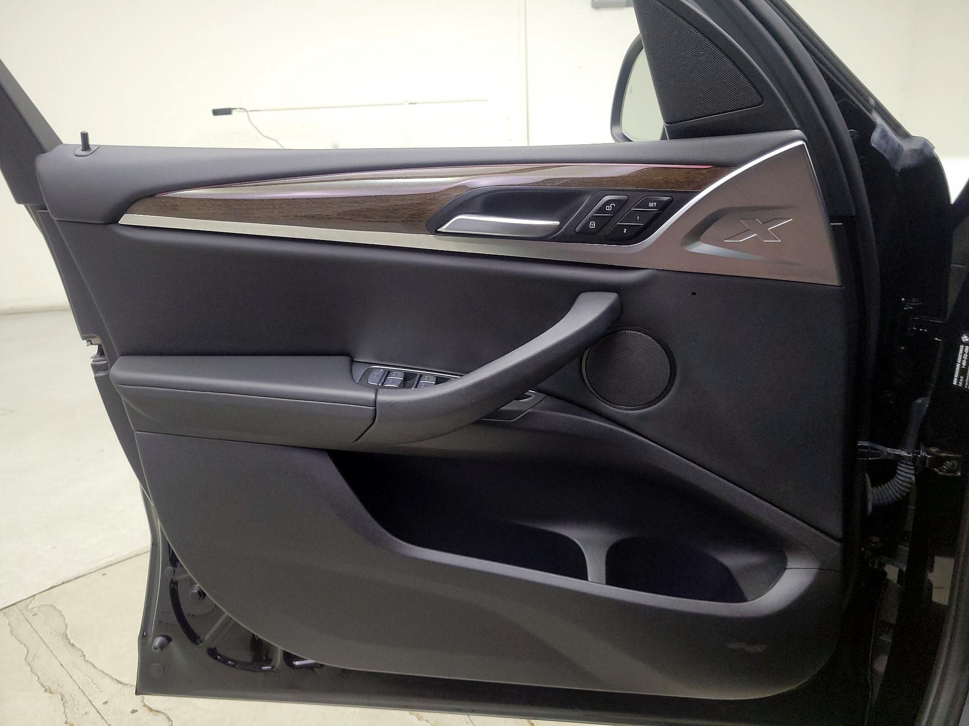 Thumbnail: 2022 BMW X3 - 12