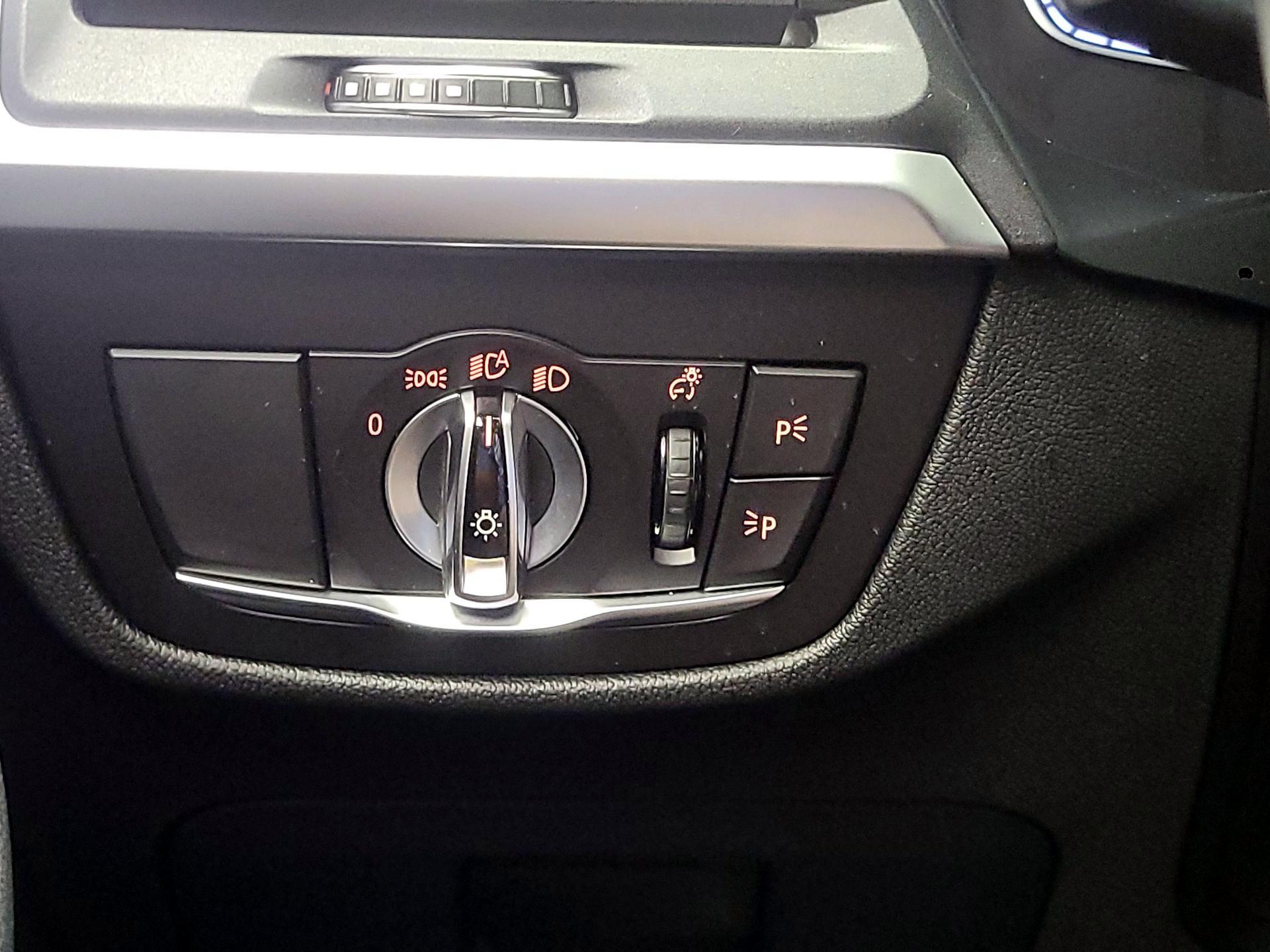 Thumbnail: 2022 BMW X3 - 13