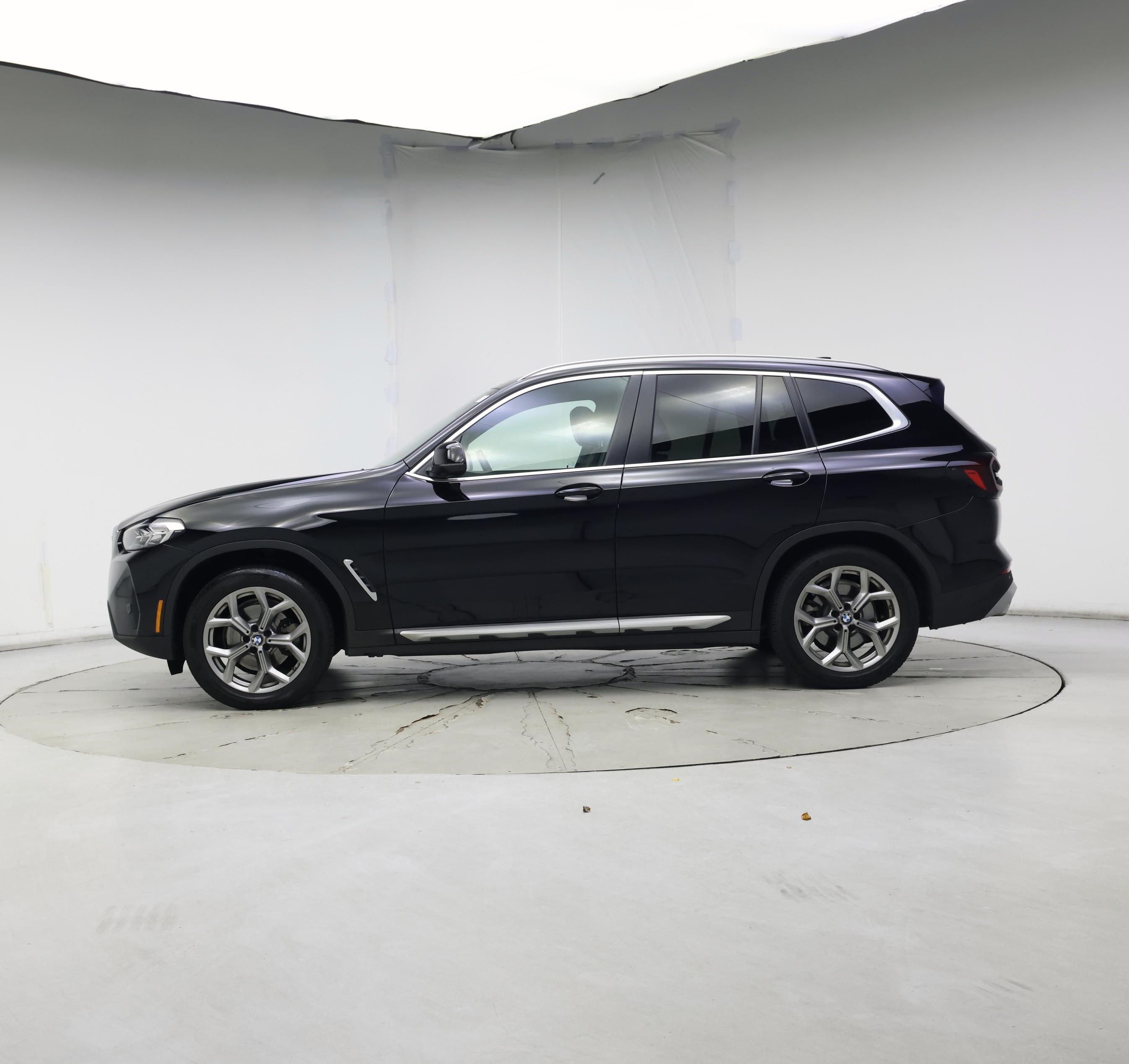 Thumbnail: 2022 BMW X3 - 3