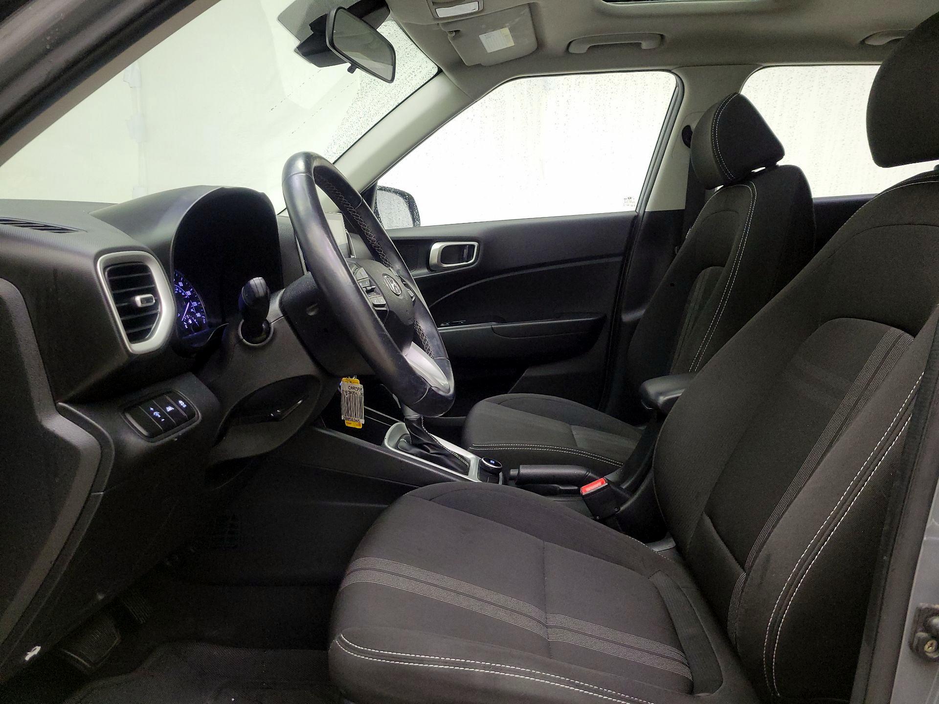 Thumbnail: 2022 Hyundai Venue - 11