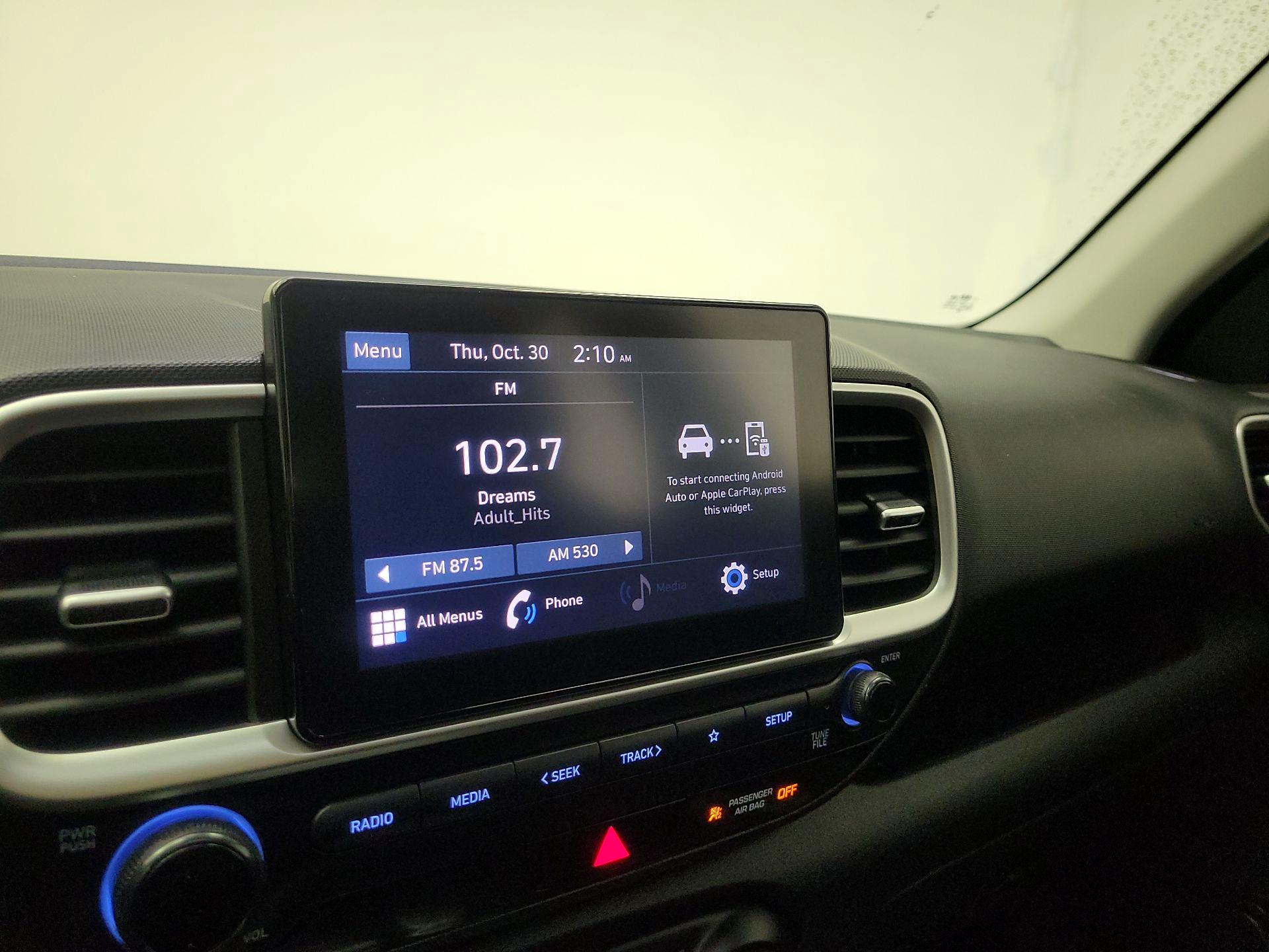 Thumbnail: 2022 Hyundai Venue - 16