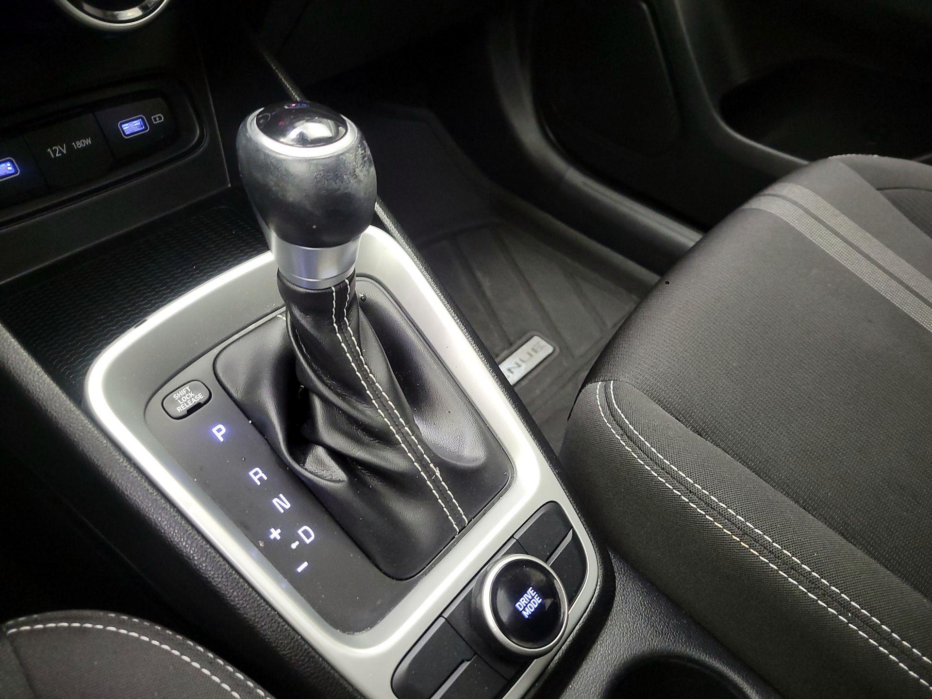 Thumbnail: 2022 Hyundai Venue - 18