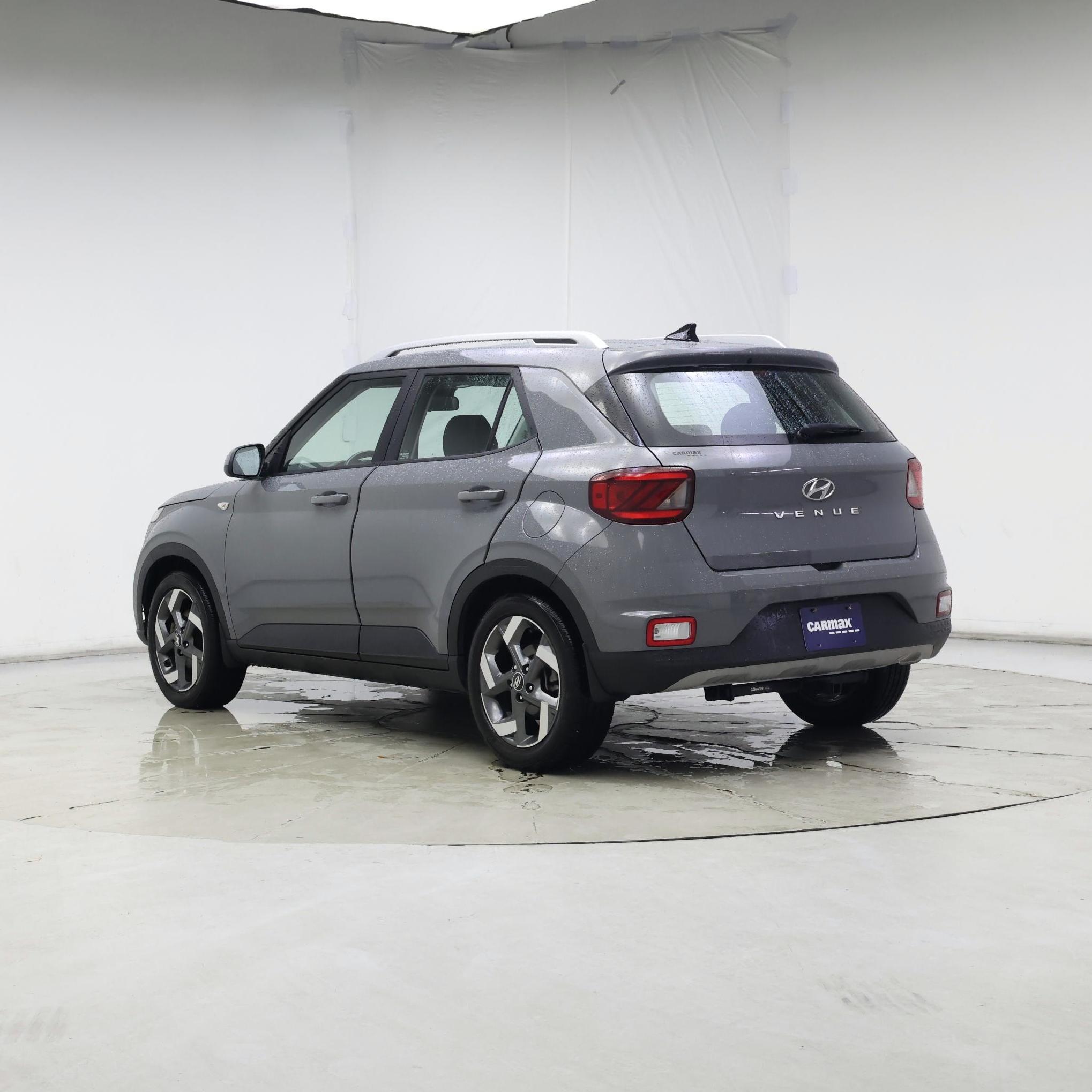 Thumbnail: 2022 Hyundai Venue - 2