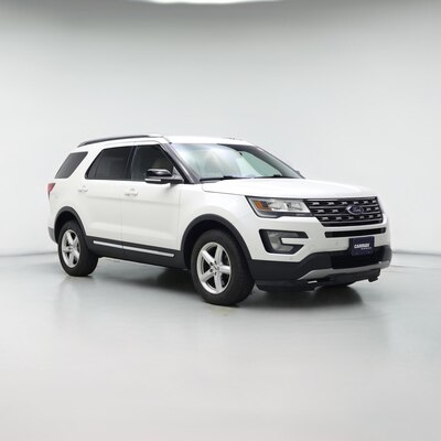 White 2016 Ford Explorer XLT