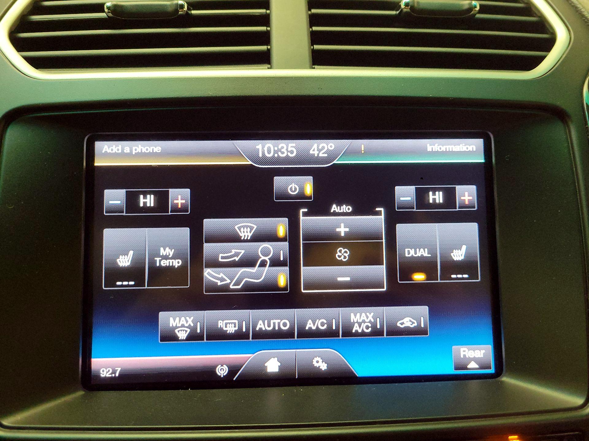 Thumbnail: 2016 Ford Explorer - 16