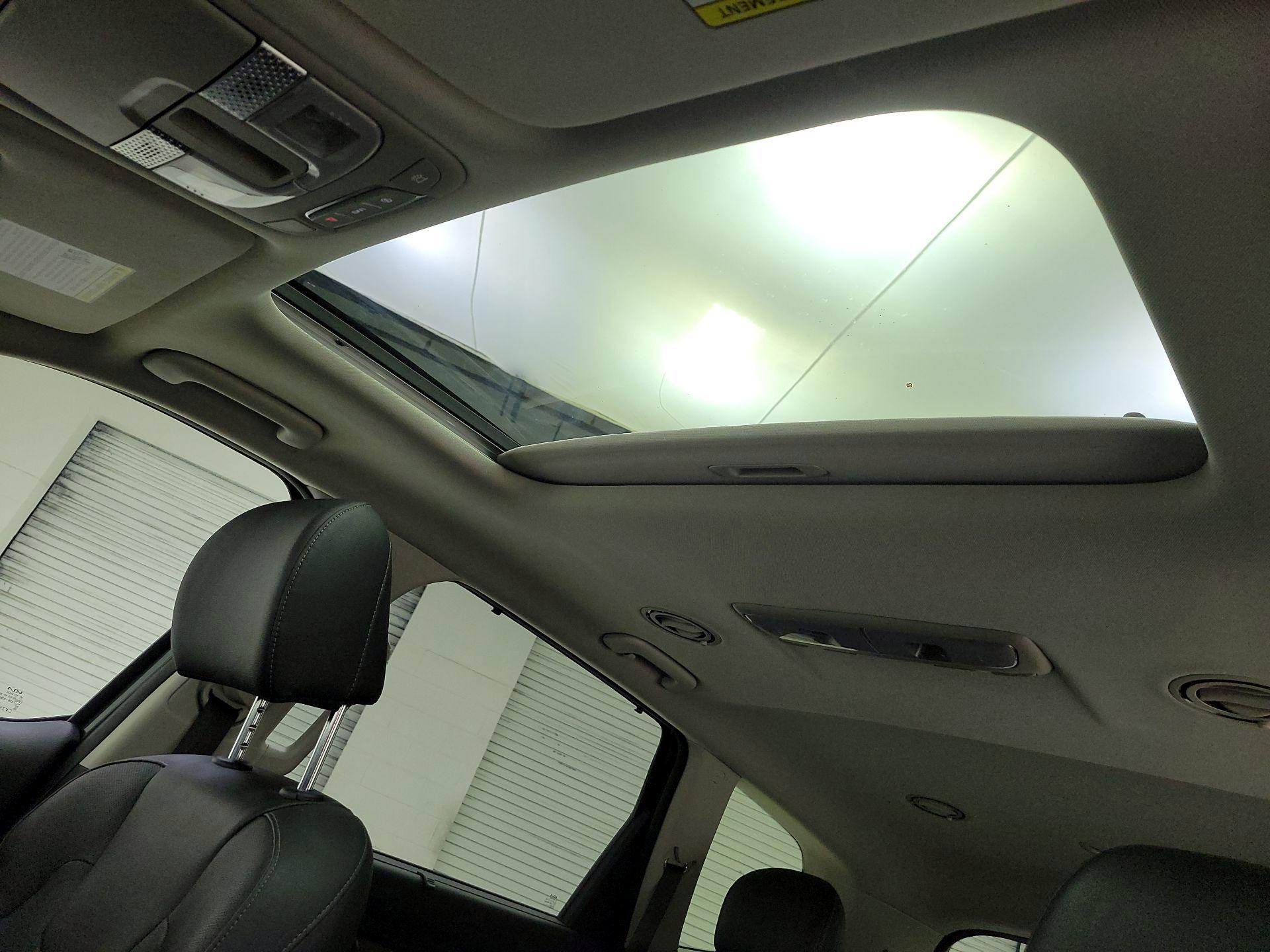 Thumbnail: 2022 Kia Telluride - 20