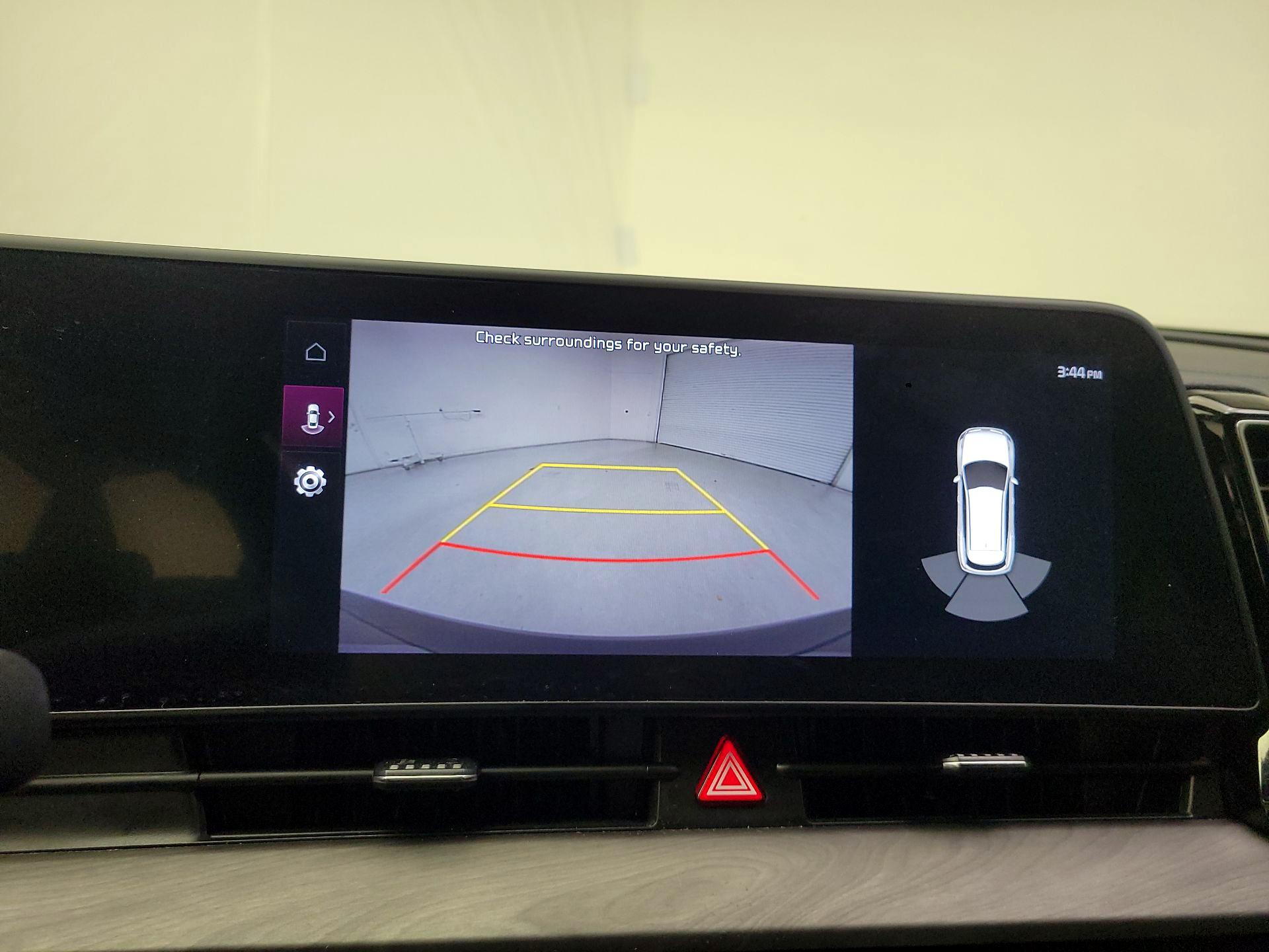 Thumbnail: 2023 Kia Sportage - 14