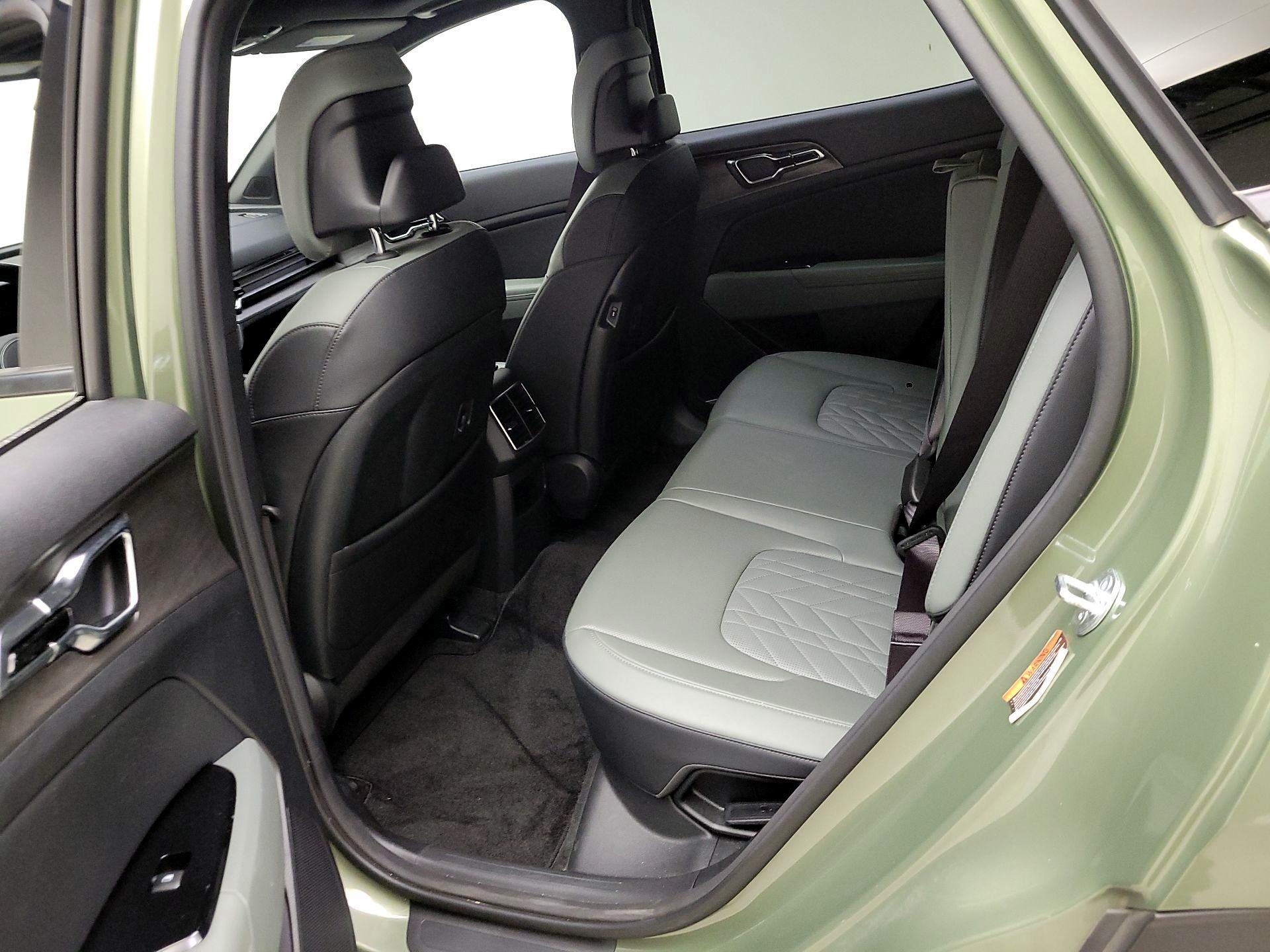 Thumbnail: 2023 Kia Sportage - 19