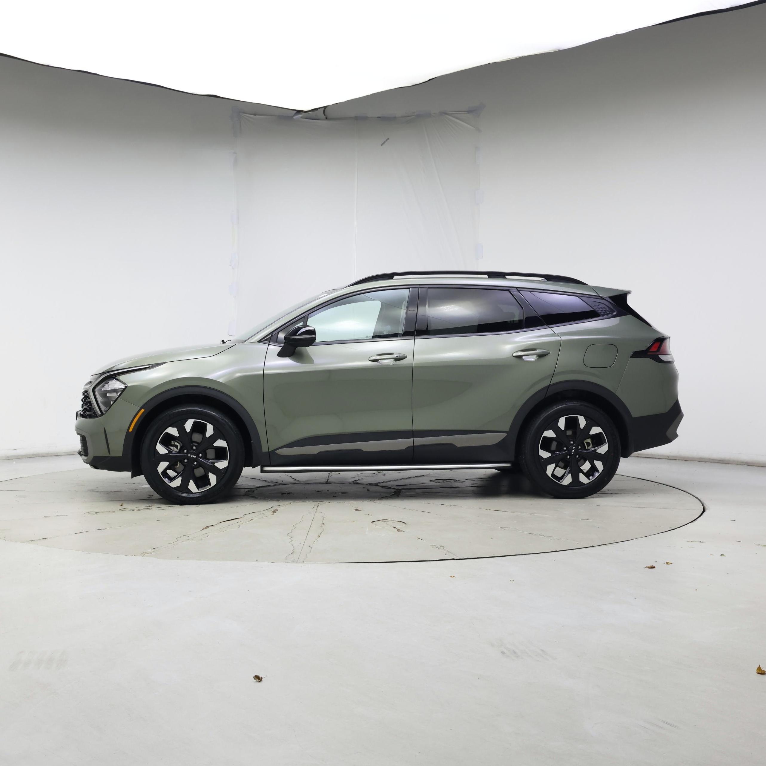 Thumbnail: 2023 Kia Sportage - 3