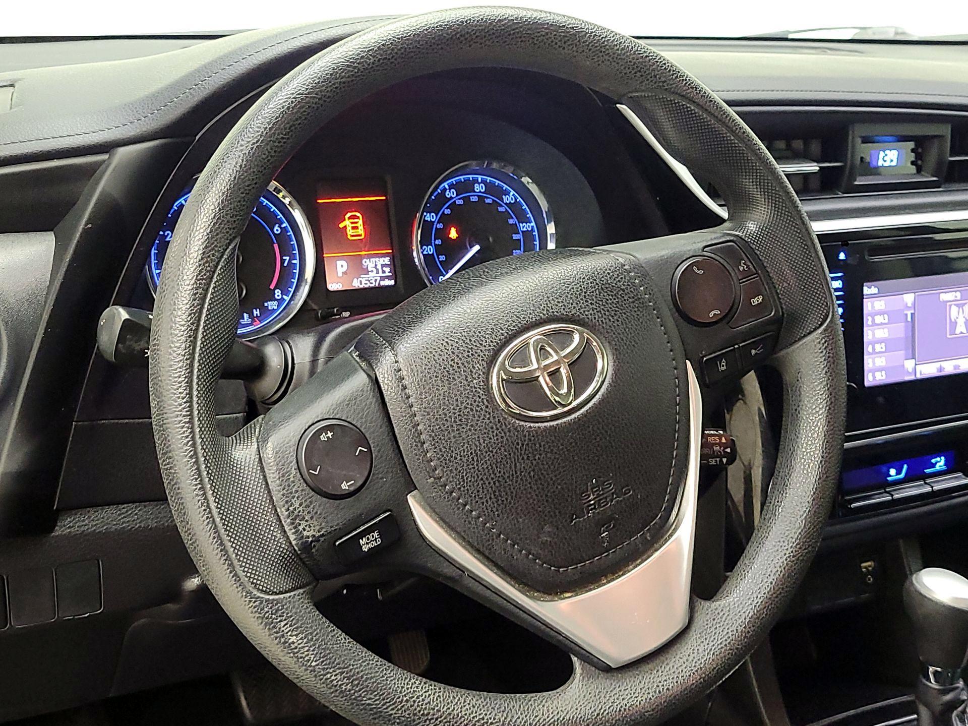 Thumbnail: 2018 Toyota Corolla - 10