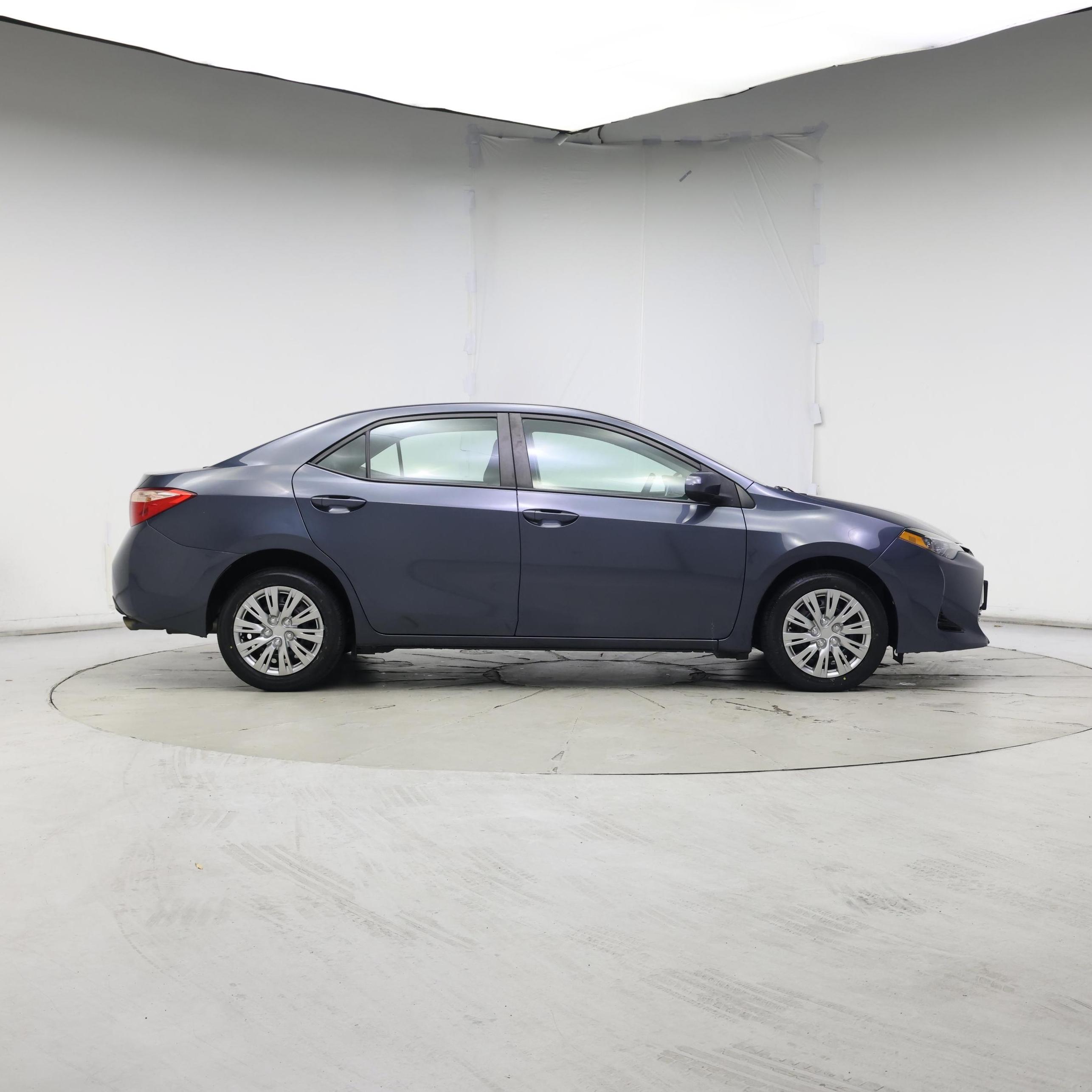 Thumbnail: 2018 Toyota Corolla - 7