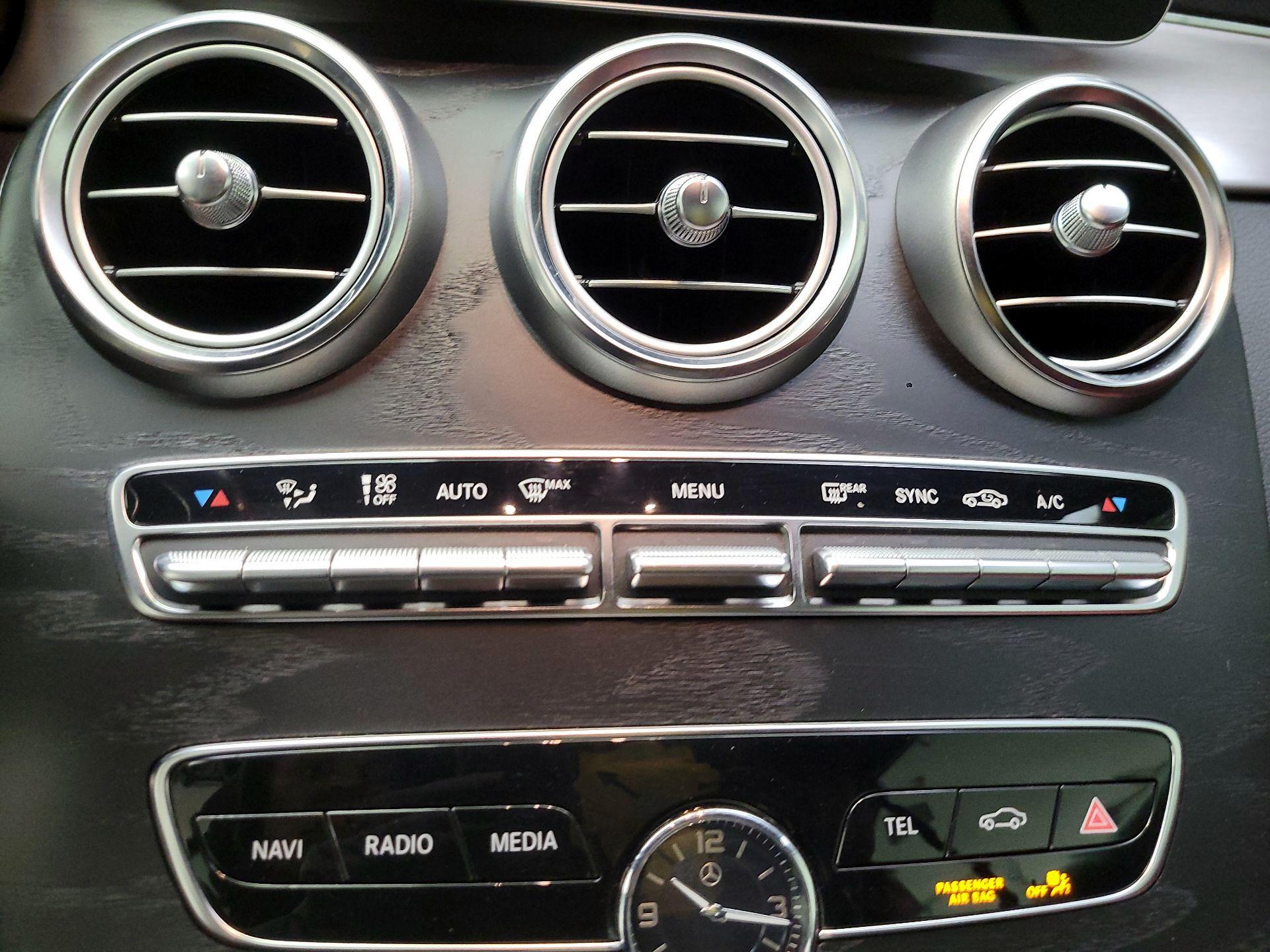 Thumbnail: 2019 Mercedes-Benz C-Class - 17