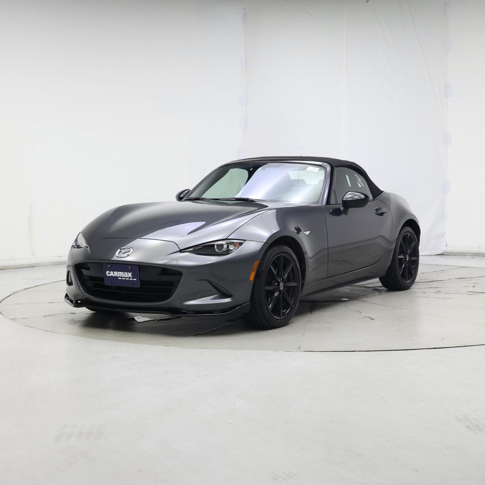 Thumbnail: 2019 Mazda MX-5 Miata - 4