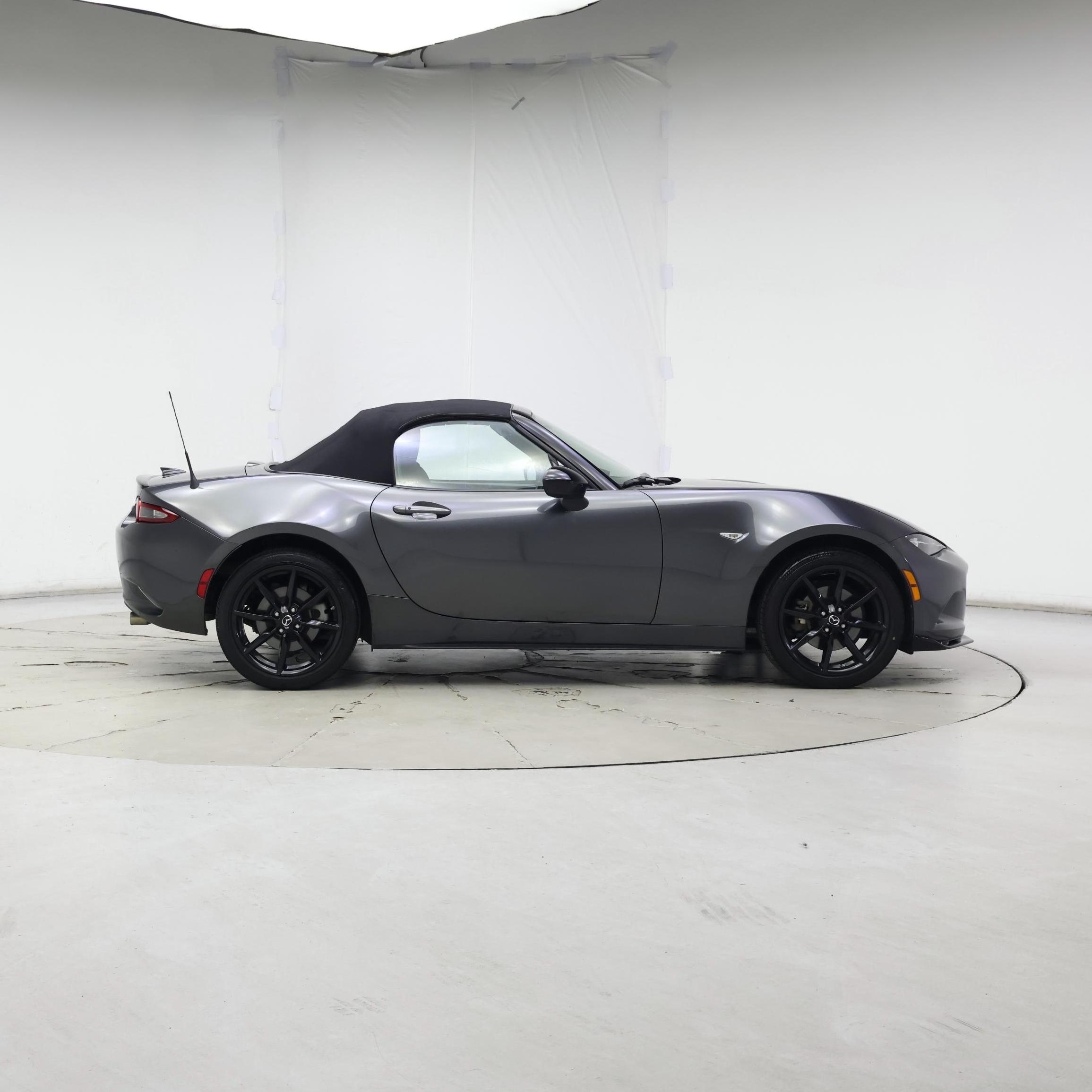 Thumbnail: 2019 Mazda MX-5 Miata - 7