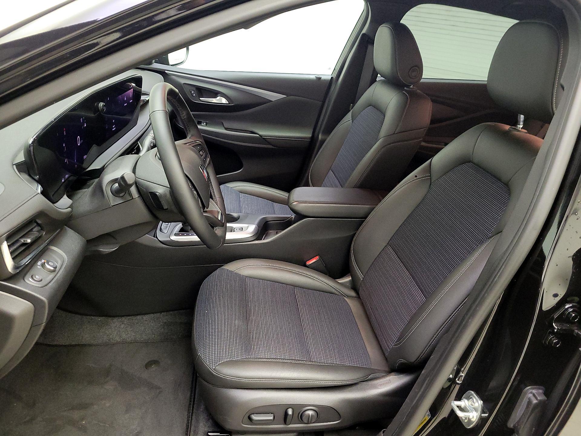 Thumbnail: 2025 Buick Envista - 11