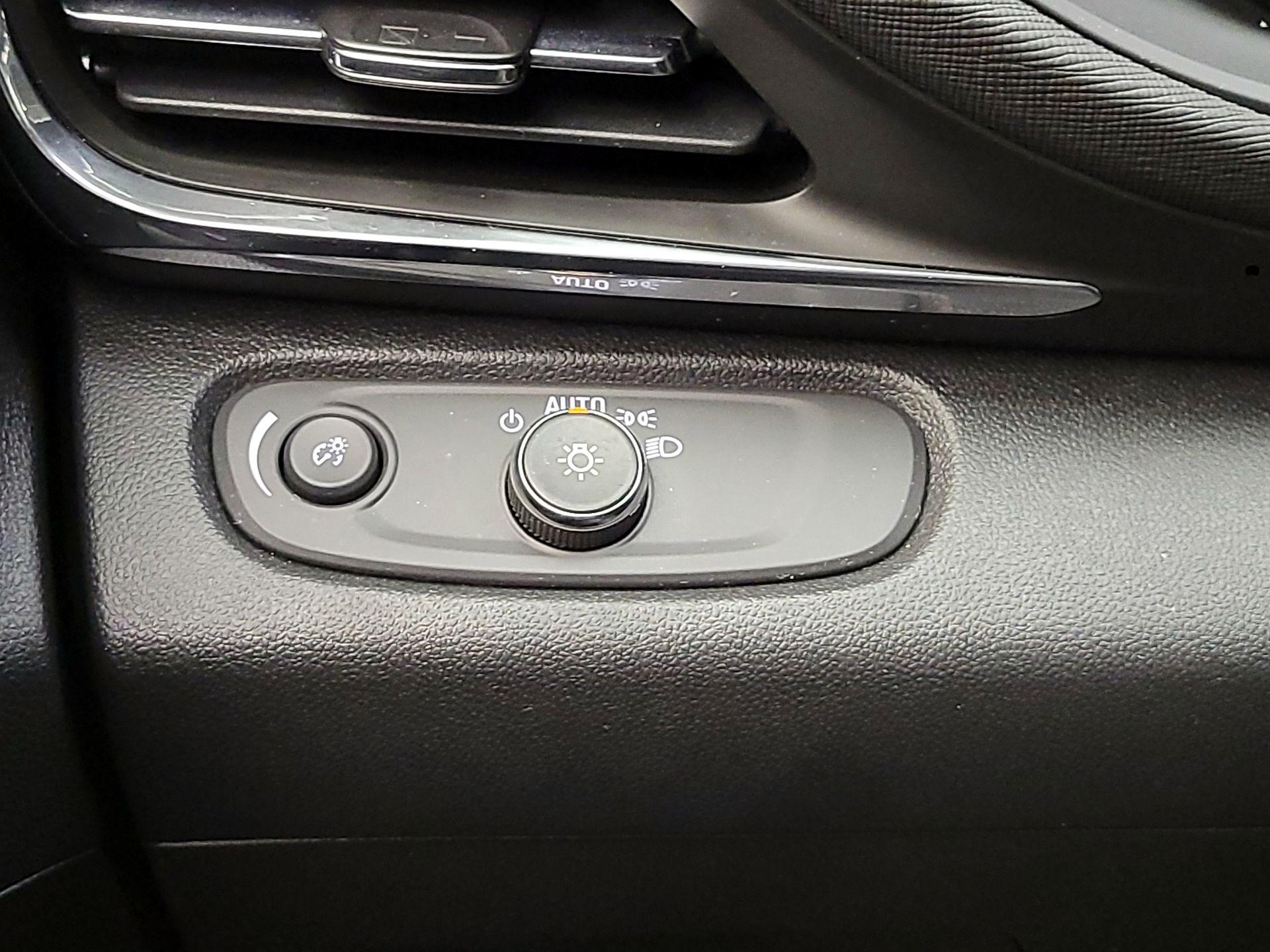 Thumbnail: 2025 Buick Envista - 13