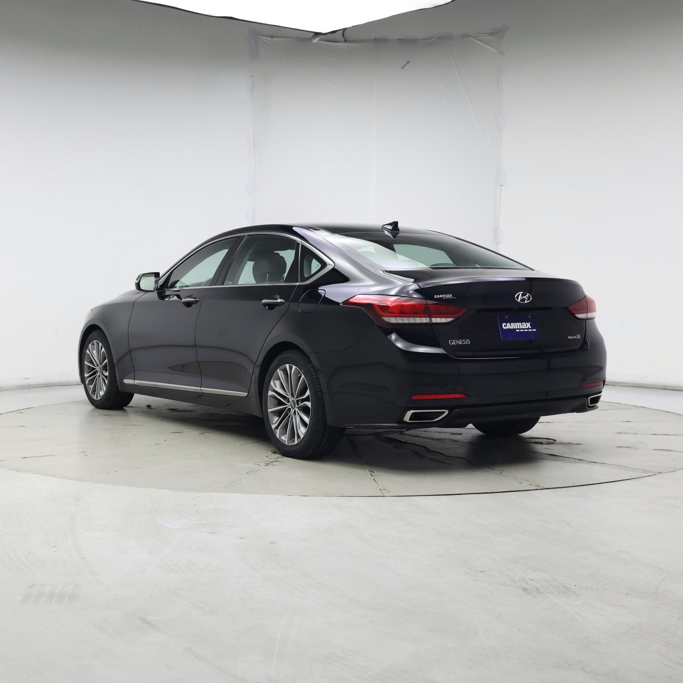 Thumbnail: 2016 Hyundai Genesis - 2