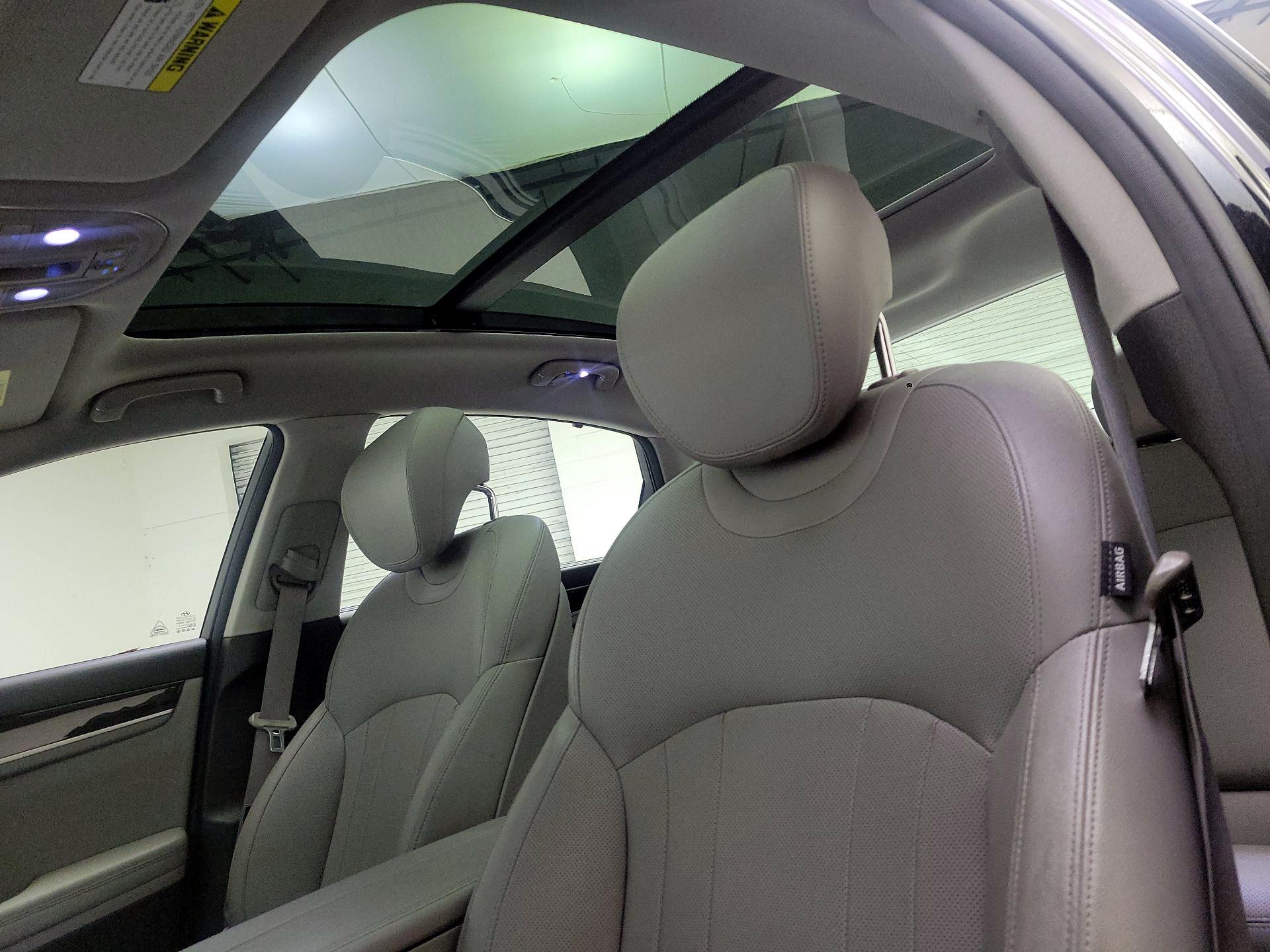 Thumbnail: 2016 Hyundai Genesis - 20