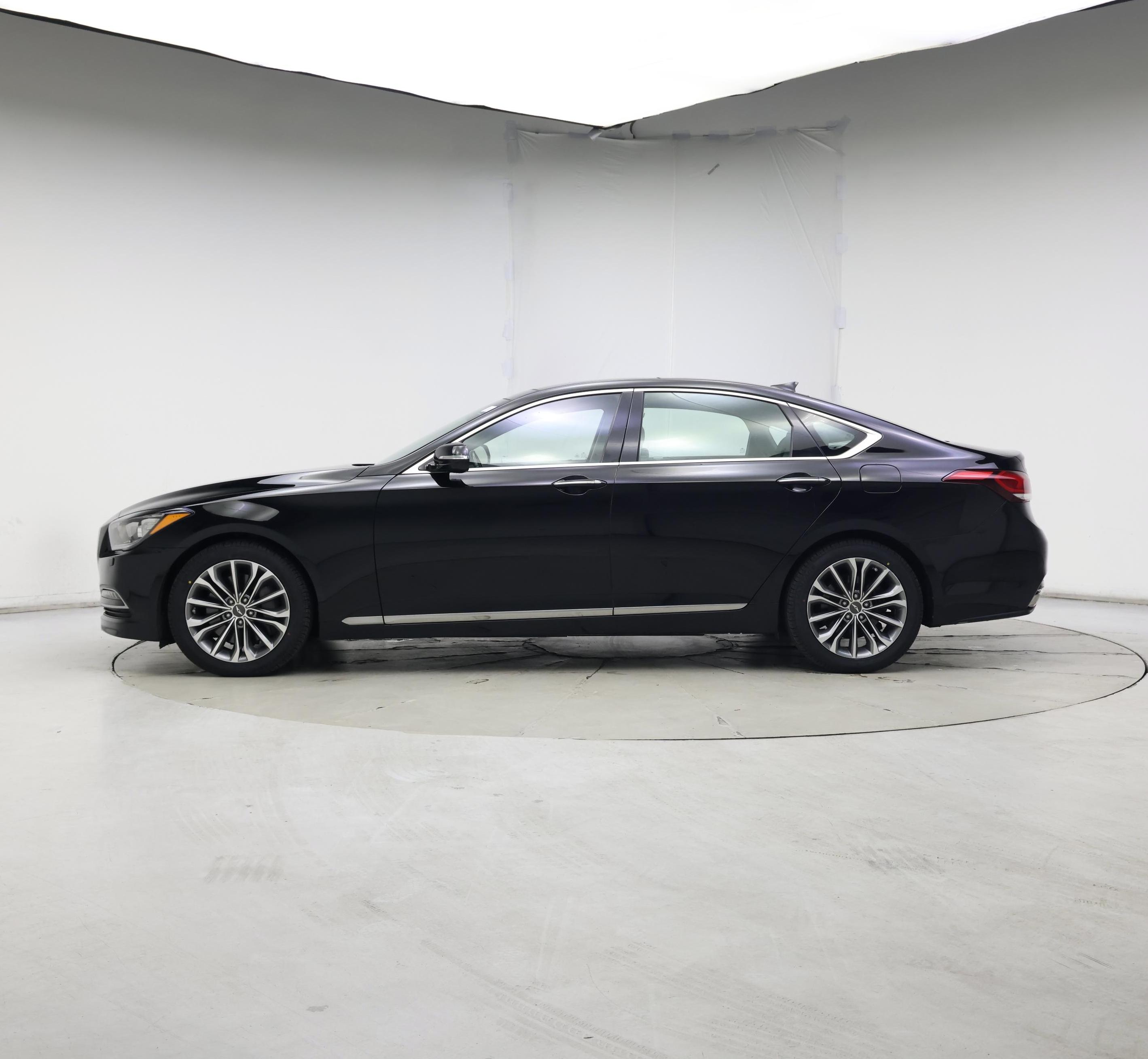 Thumbnail: 2016 Hyundai Genesis - 3