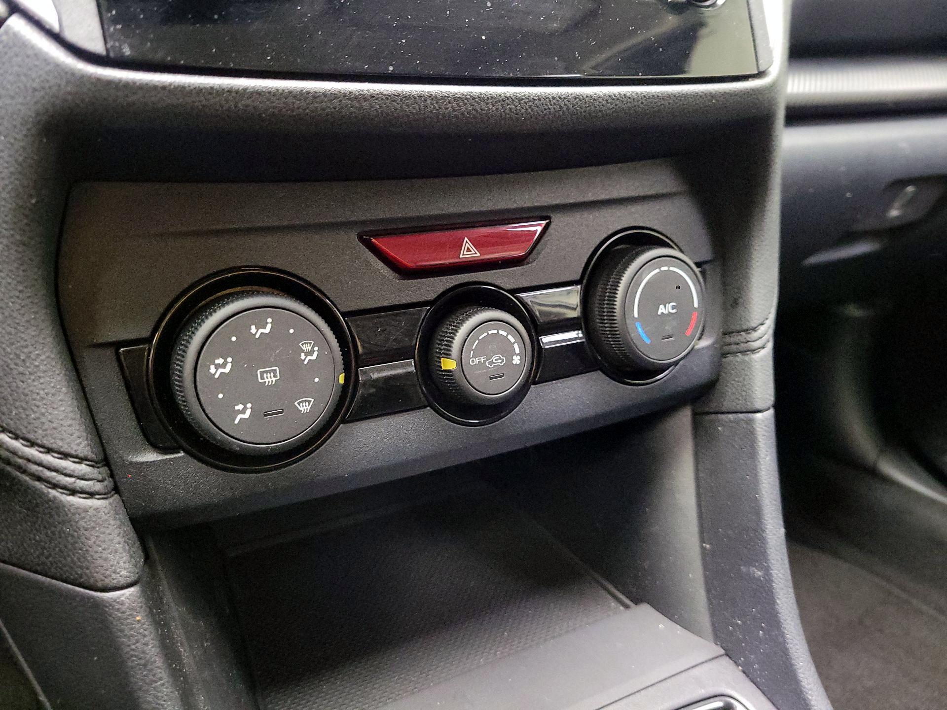 Thumbnail: 2019 Subaru Crosstrek - 17