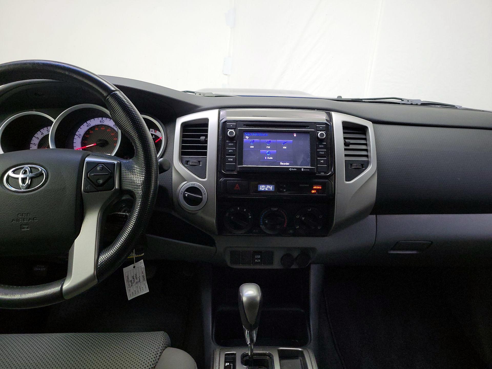 Thumbnail: 2014 Toyota Tacoma - 9