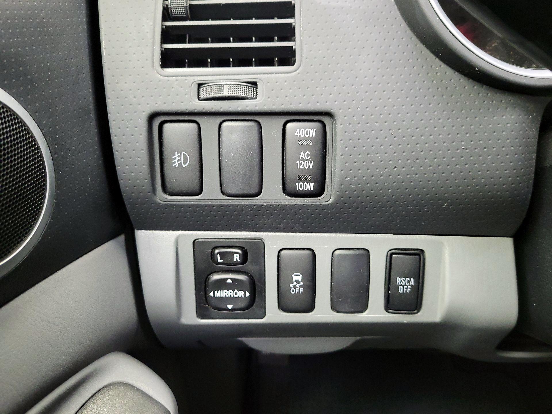 Thumbnail: 2014 Toyota Tacoma - 13