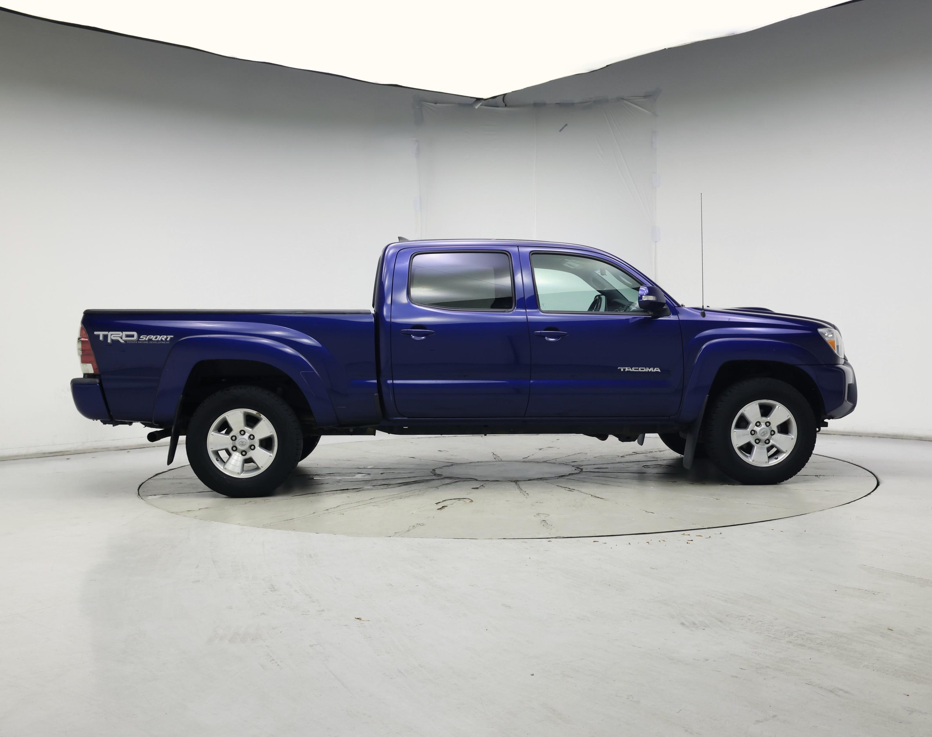 Thumbnail: 2014 Toyota Tacoma - 7