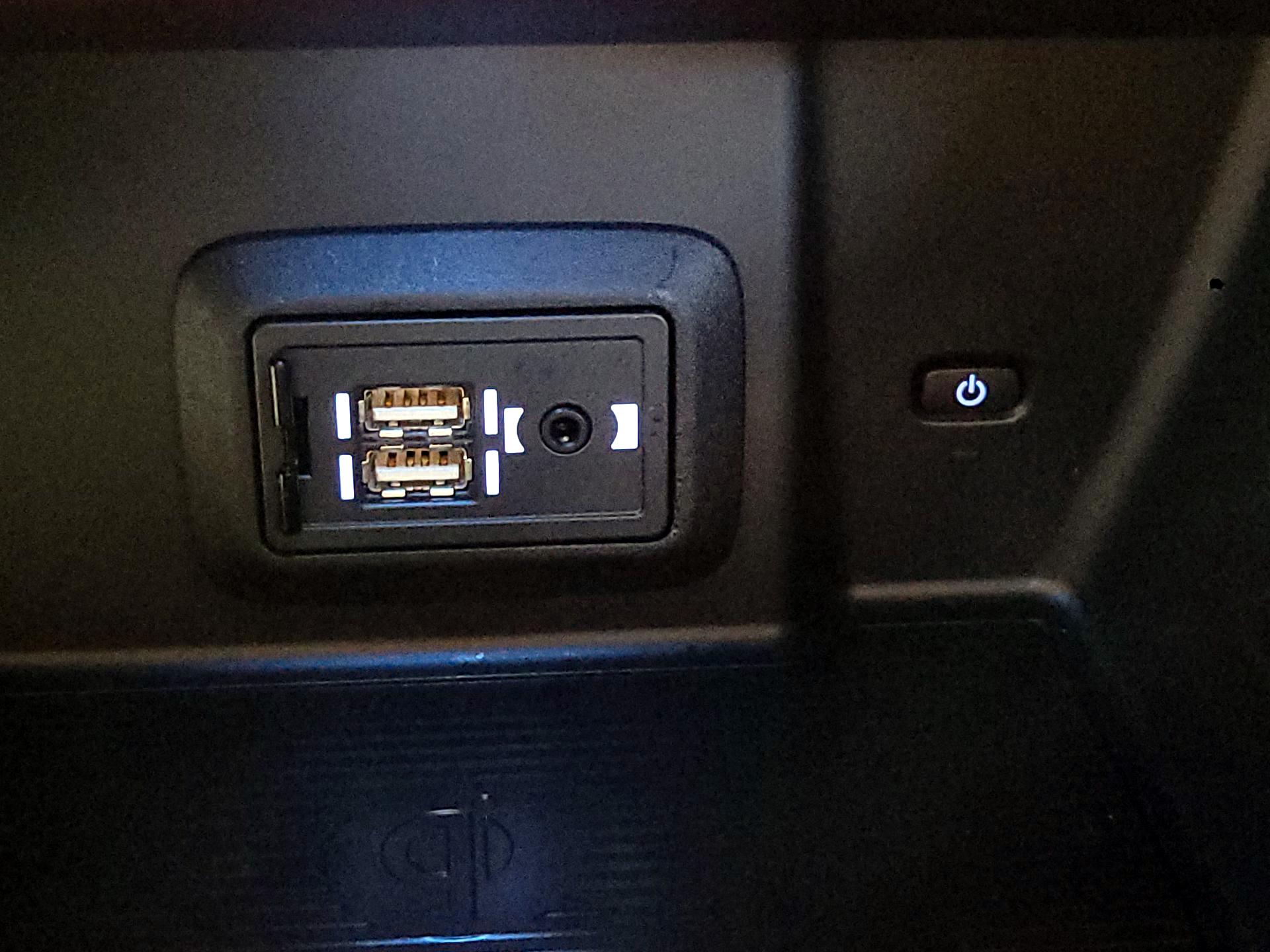 Thumbnail: 2021 Toyota Venza - 19