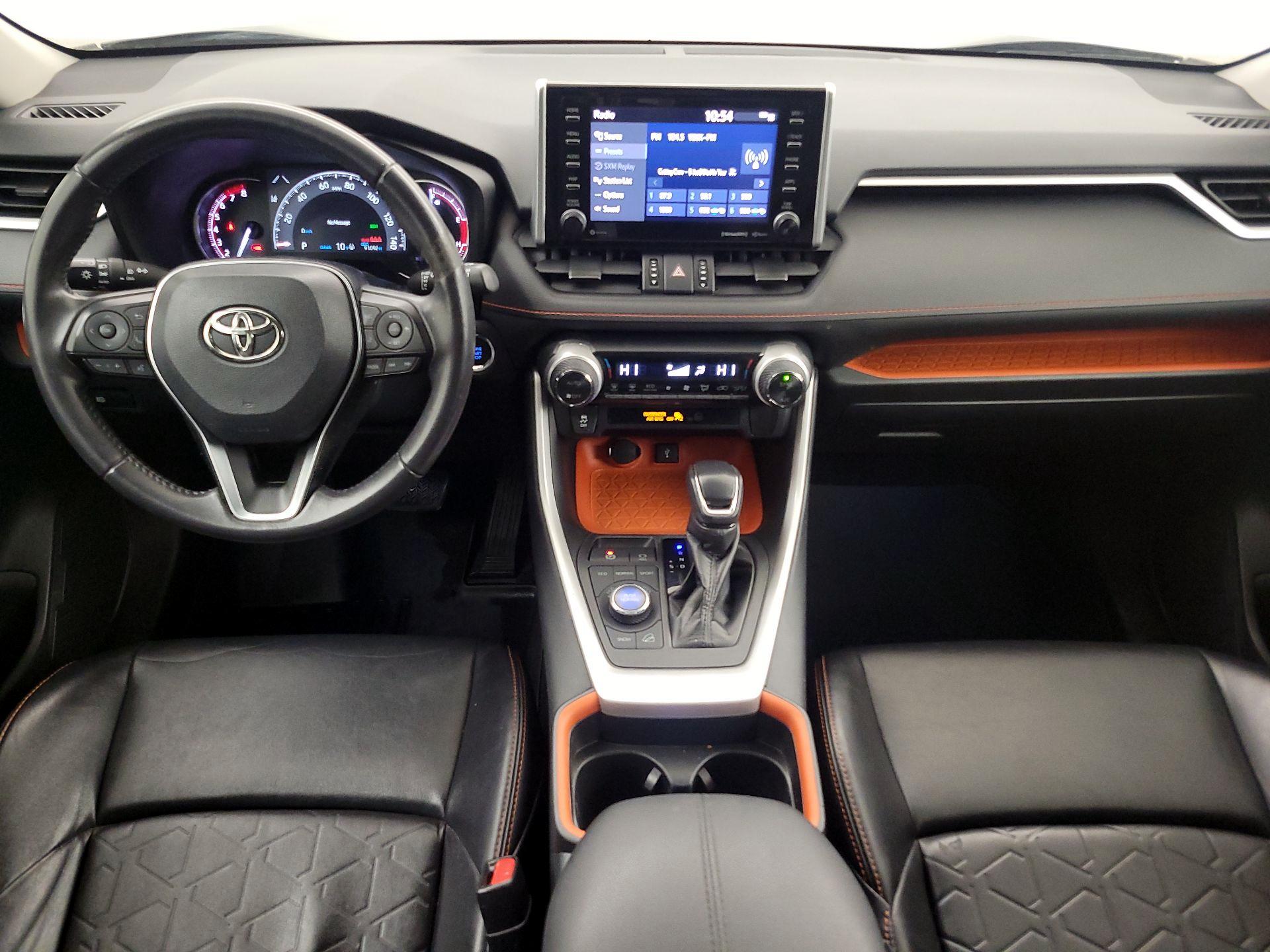 Thumbnail: 2020 Toyota RAV4 - 9