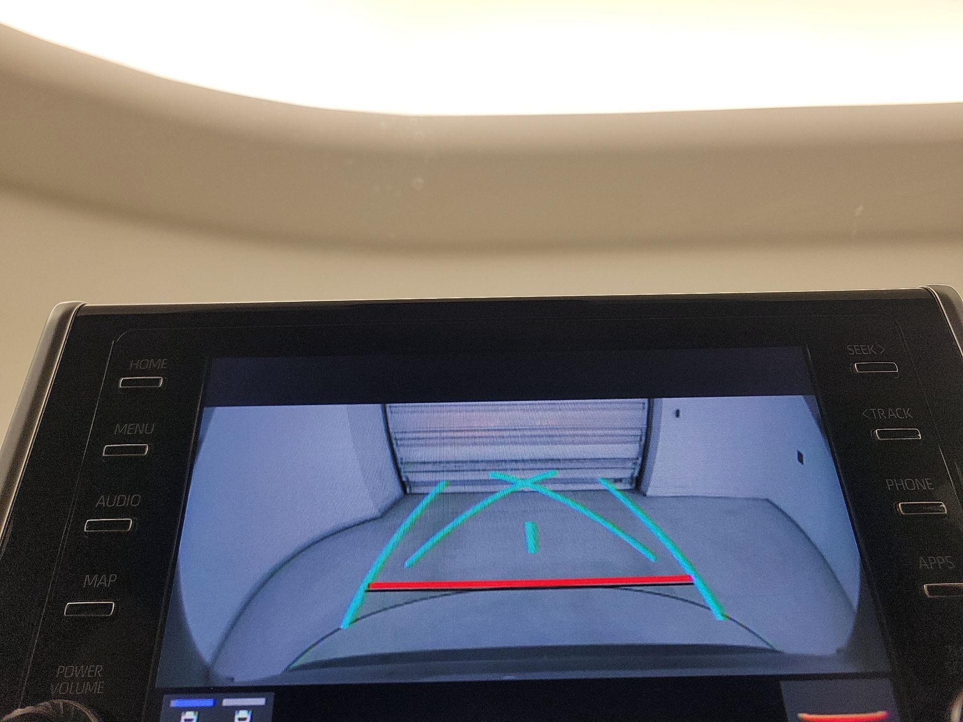 Thumbnail: 2020 Toyota RAV4 - 14