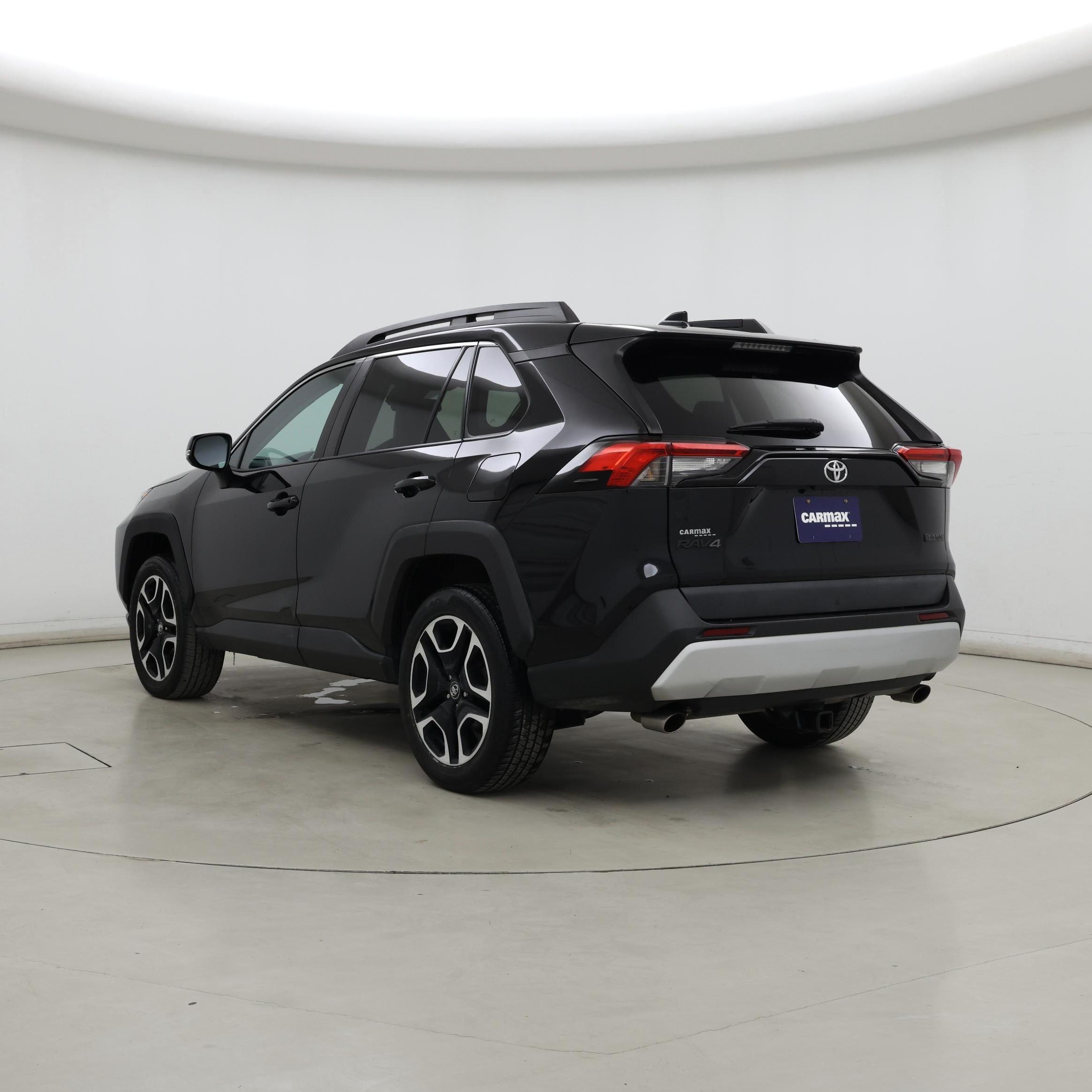 Thumbnail: 2020 Toyota RAV4 - 2