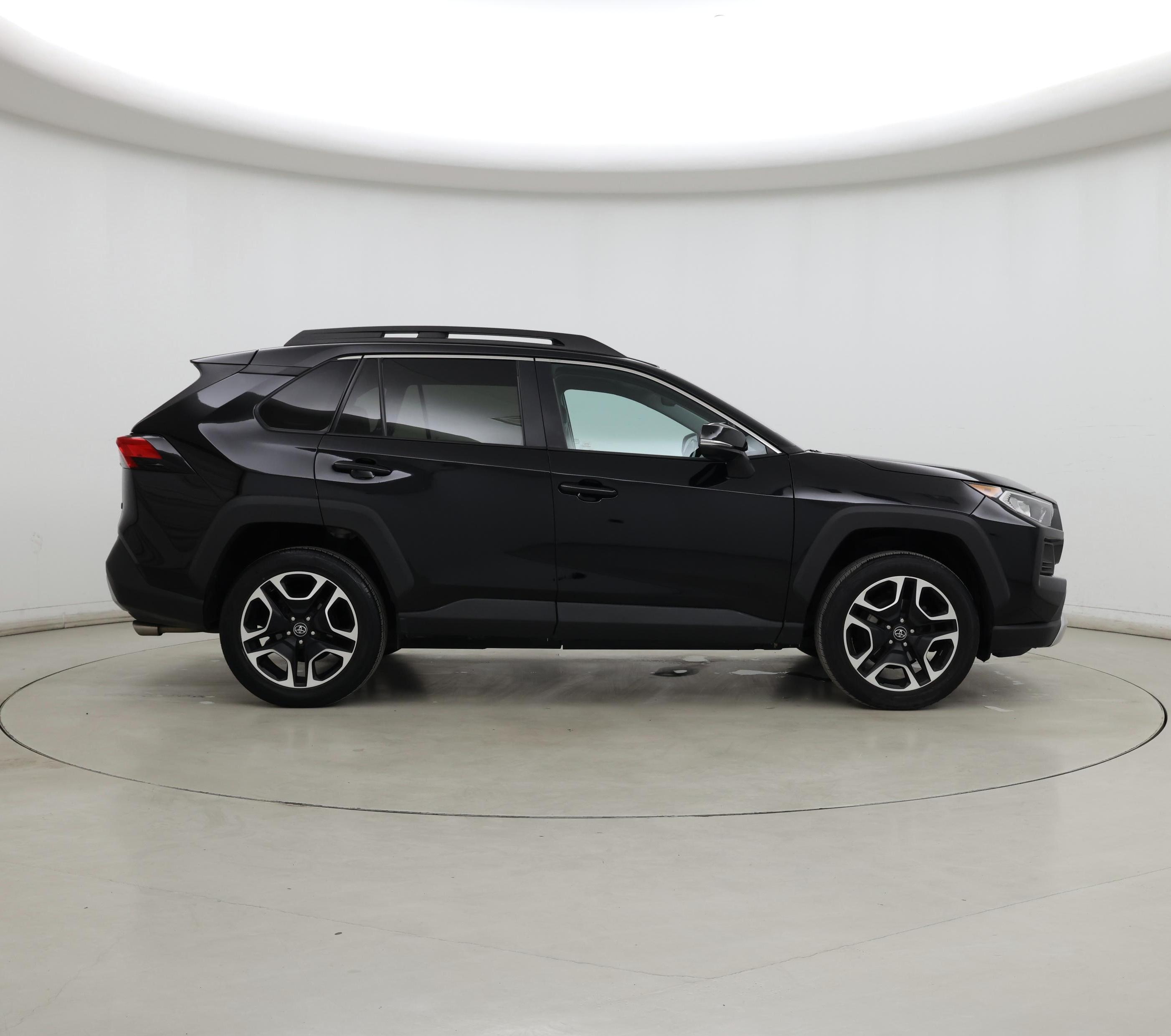 Thumbnail: 2020 Toyota RAV4 - 7