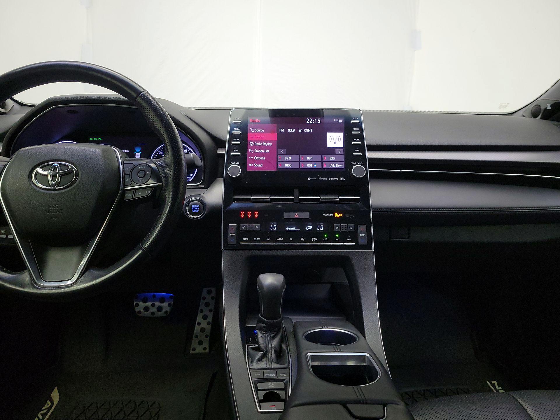 Thumbnail: 2019 Toyota Avalon - 9