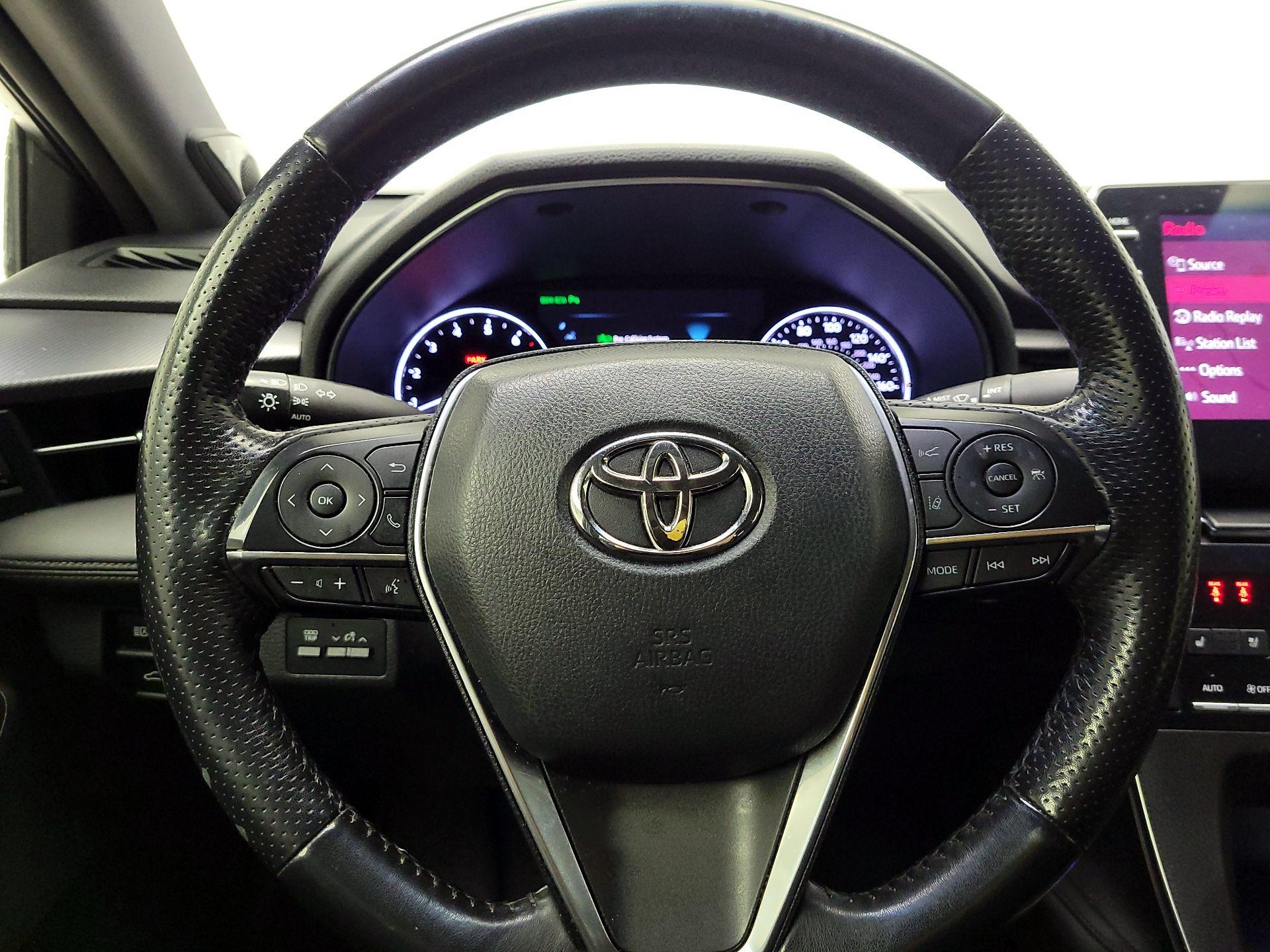 Thumbnail: 2019 Toyota Avalon - 10