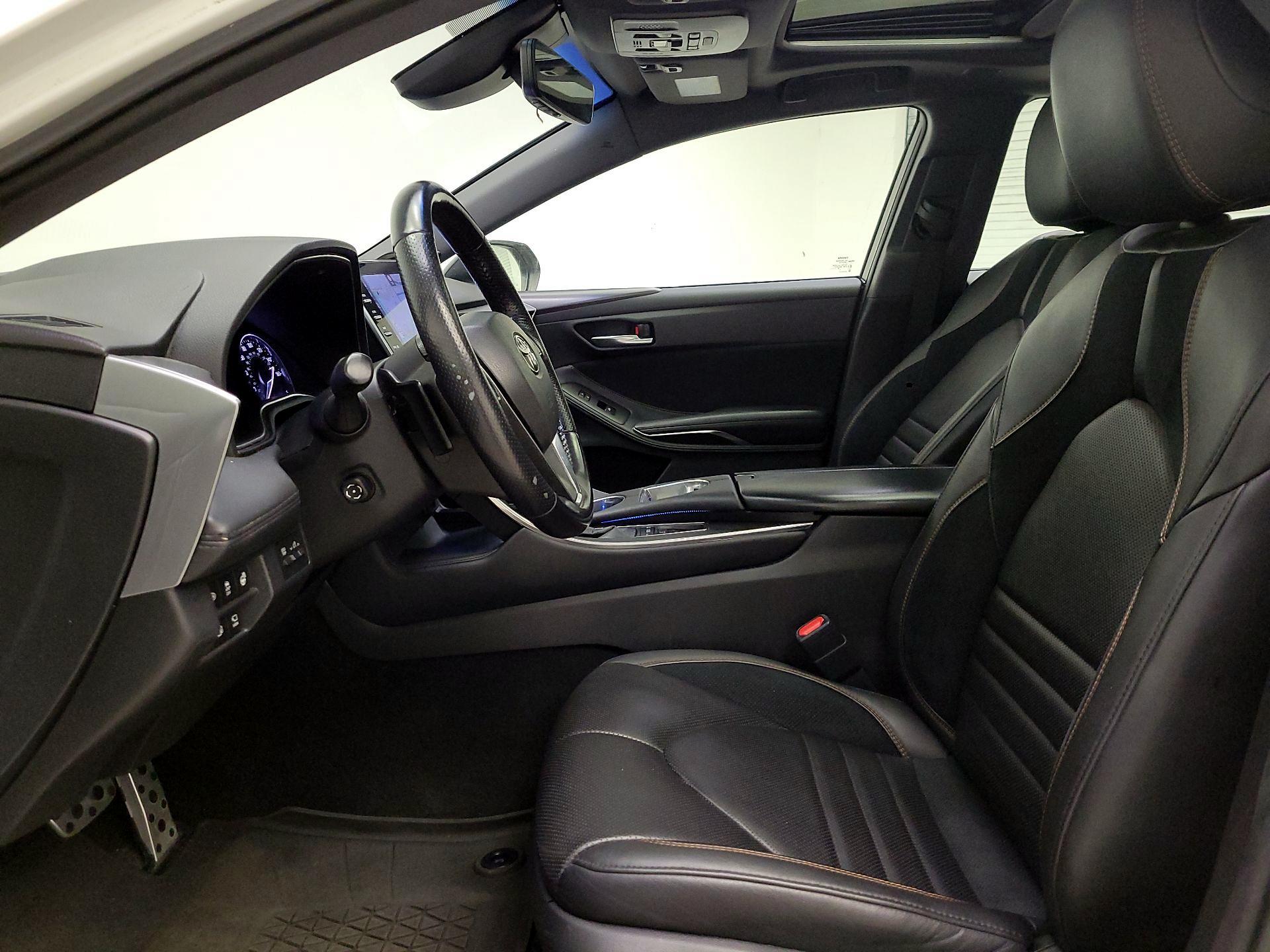 Thumbnail: 2019 Toyota Avalon - 11