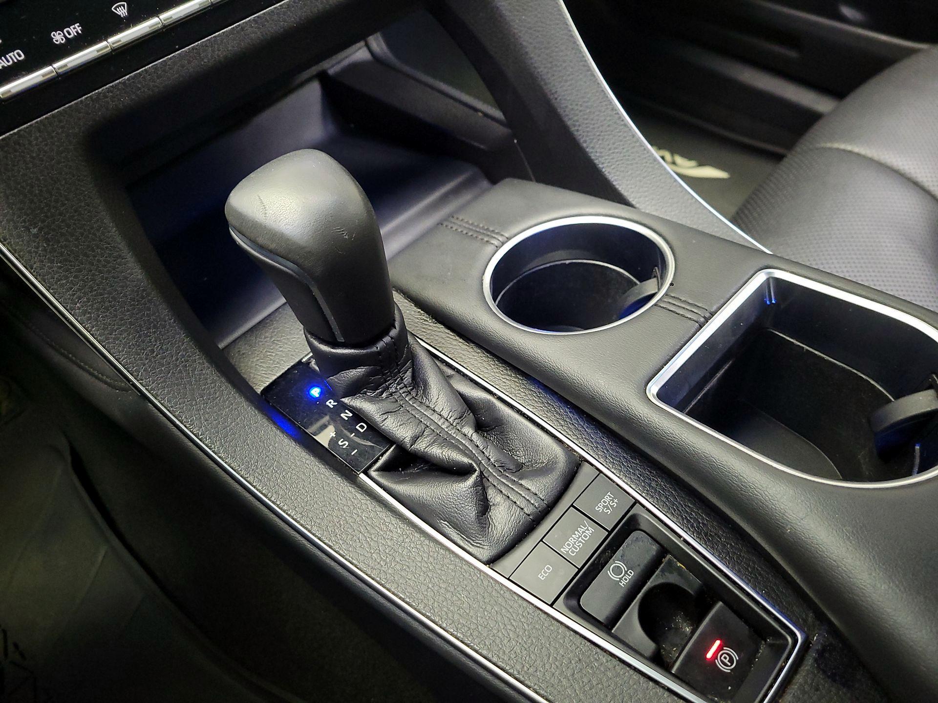 Thumbnail: 2019 Toyota Avalon - 18