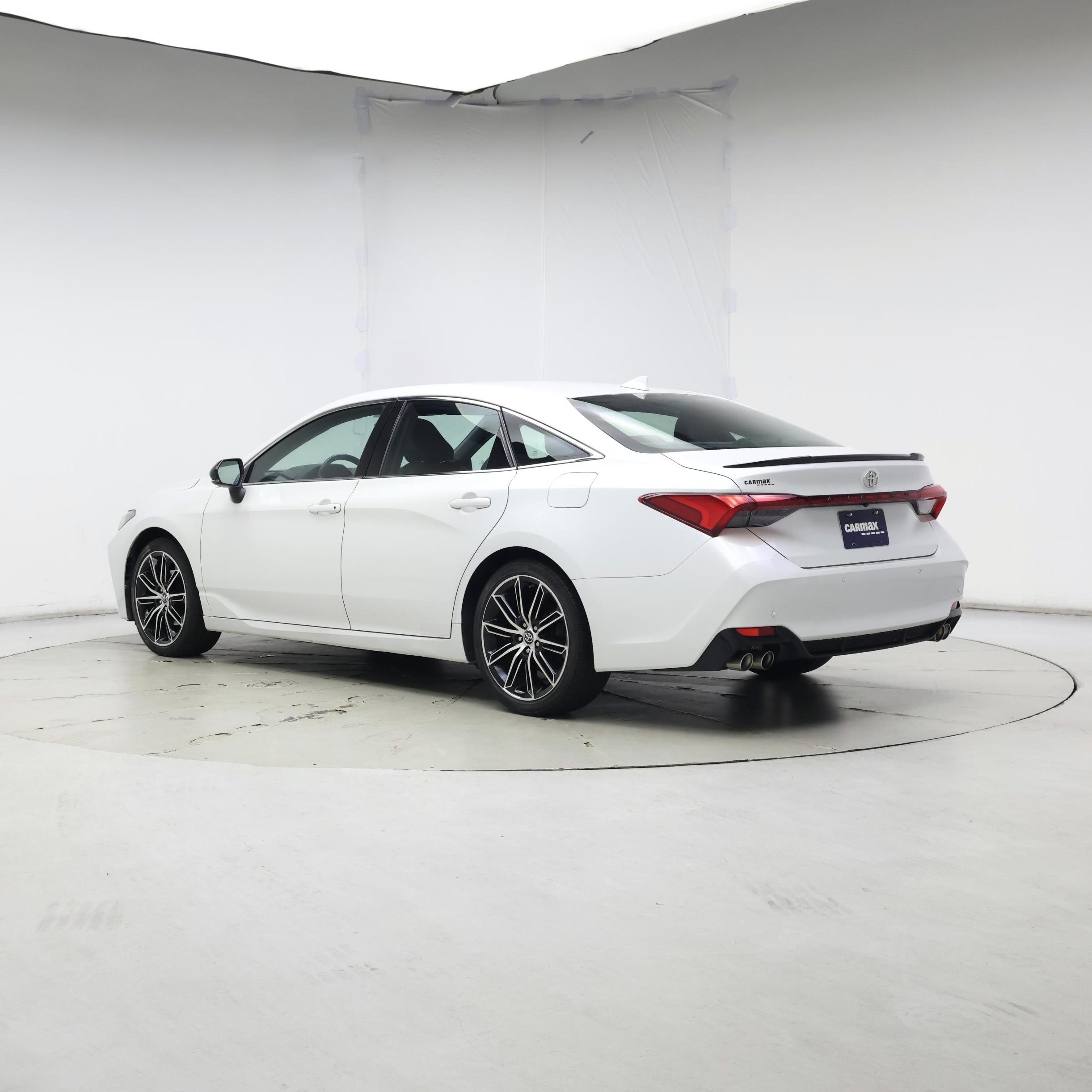 Thumbnail: 2019 Toyota Avalon - 2