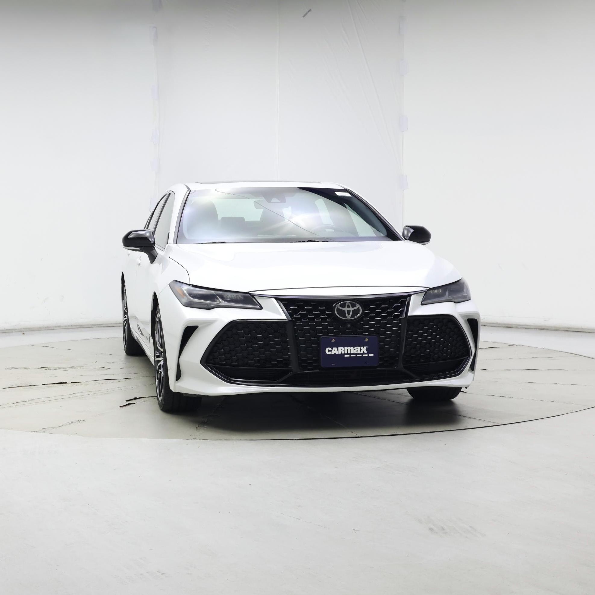 Thumbnail: 2019 Toyota Avalon - 5